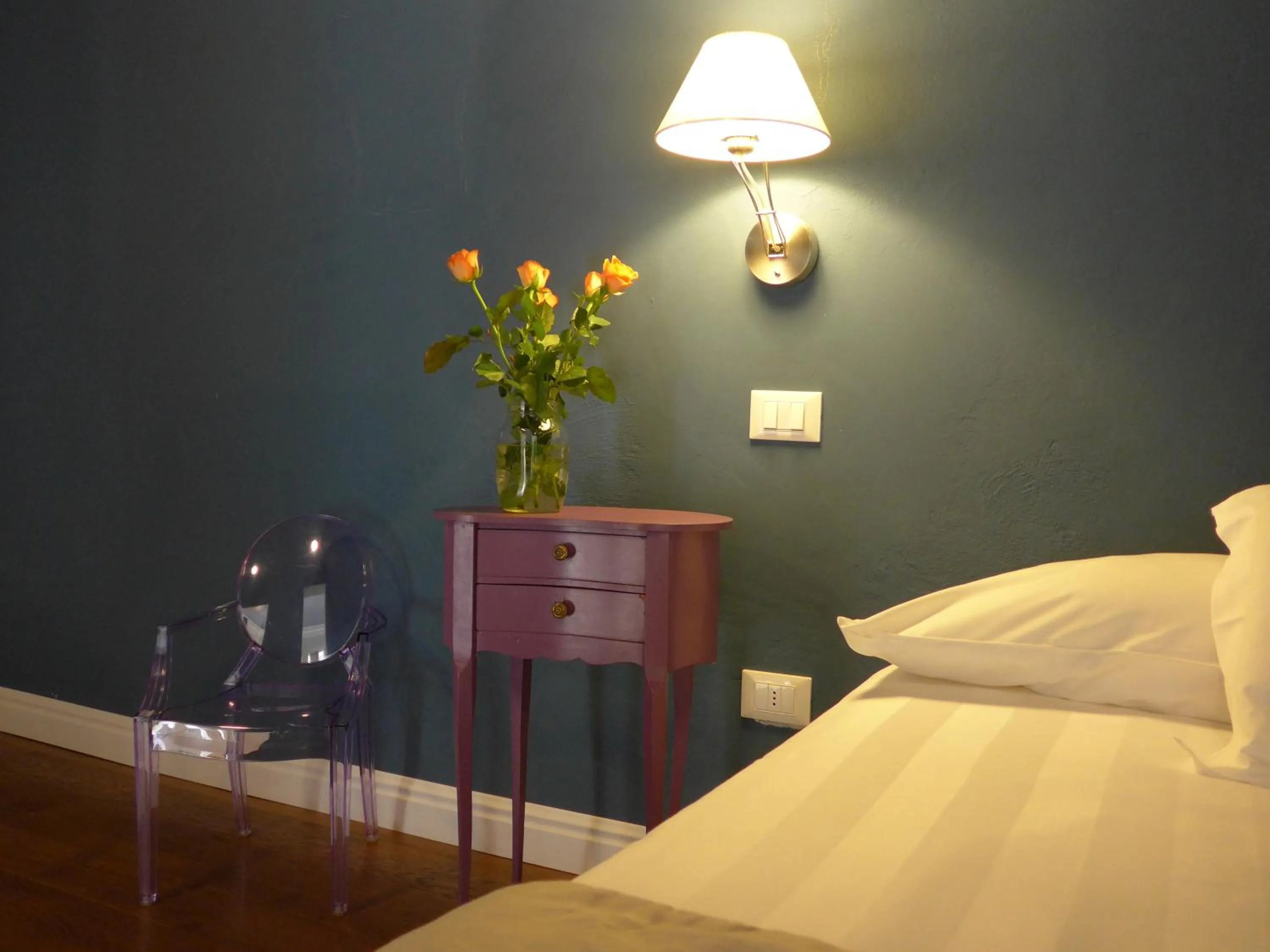 Decorative detail, Bed in B&B Casa Fenoglio