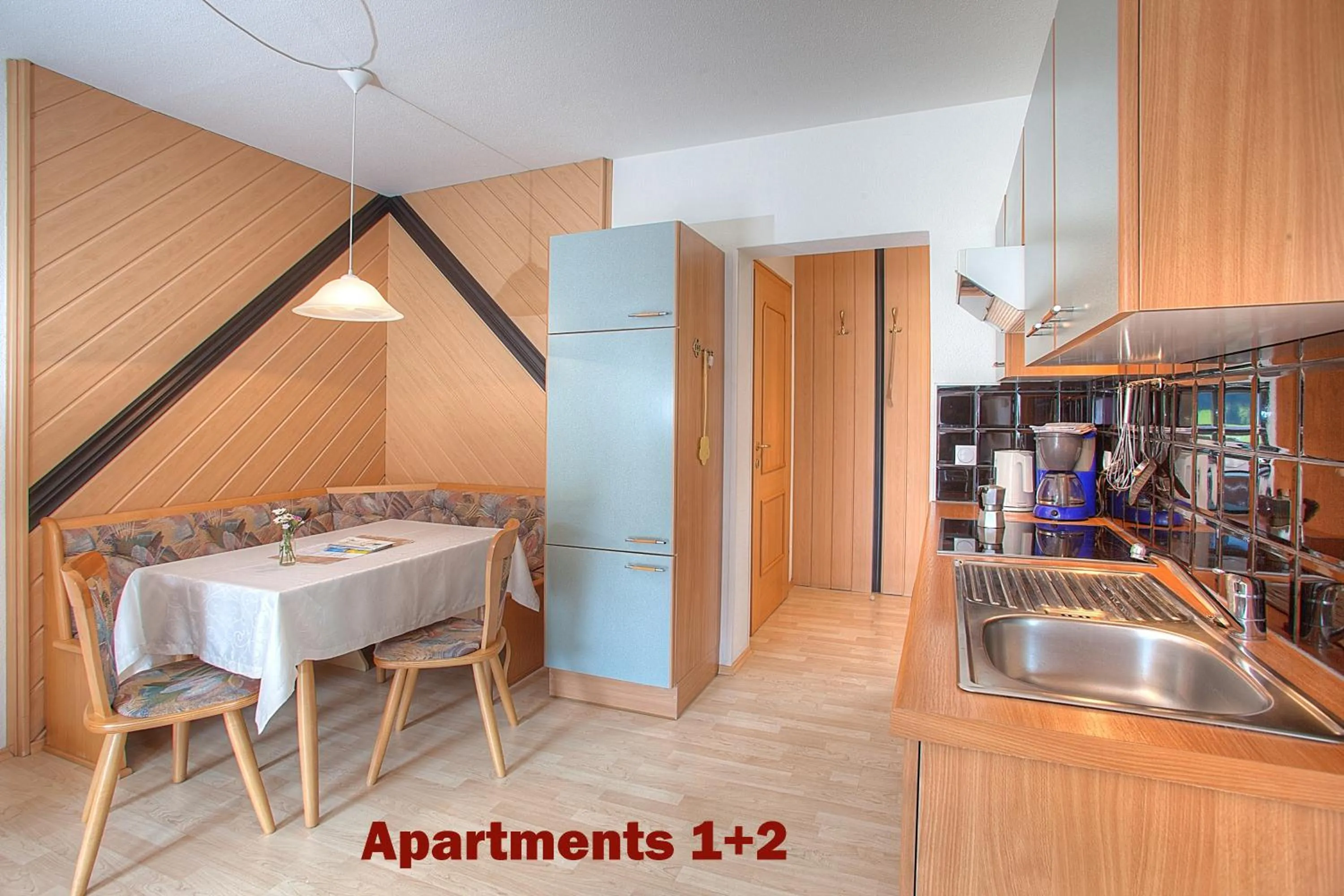 Kitchen or kitchenette in Ferienhaus Christina