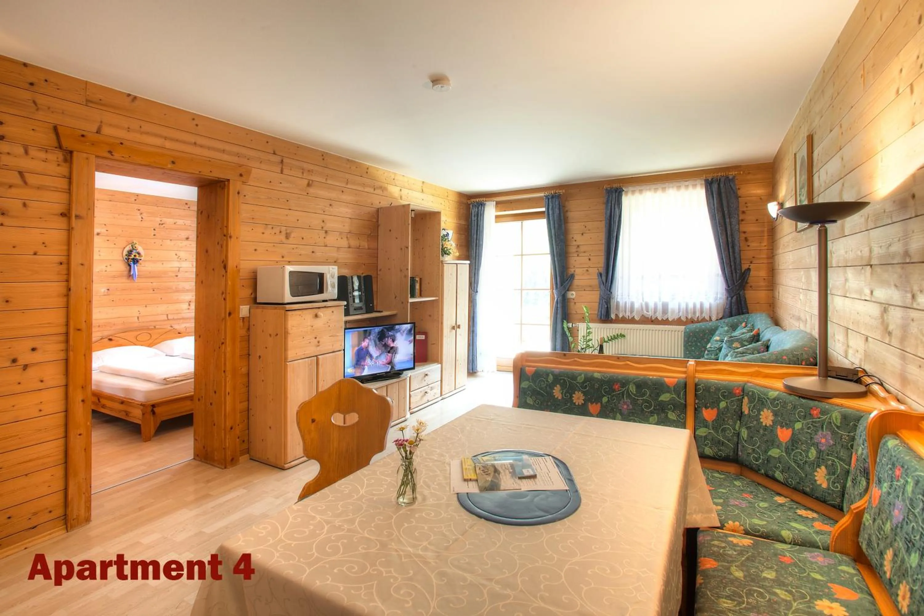 Seating area, Bed in Ferienhaus Christina