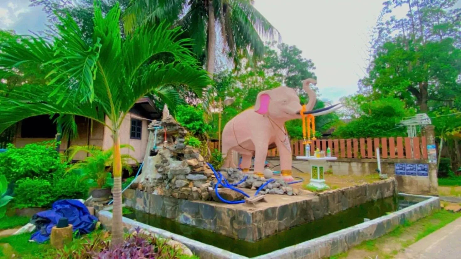 Lotus Paradise Resort - SHA PLUS