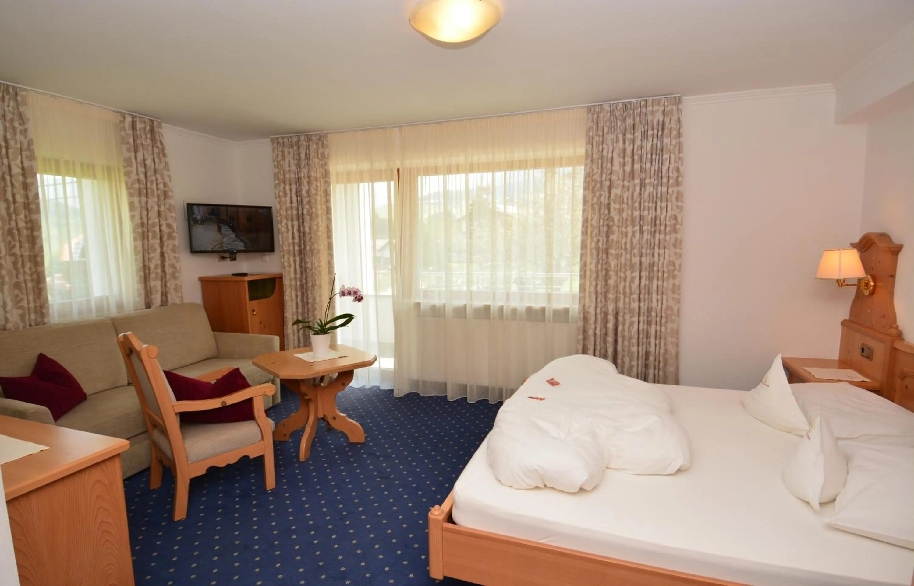 Staff, Bed in Parc Hotel Tyrol