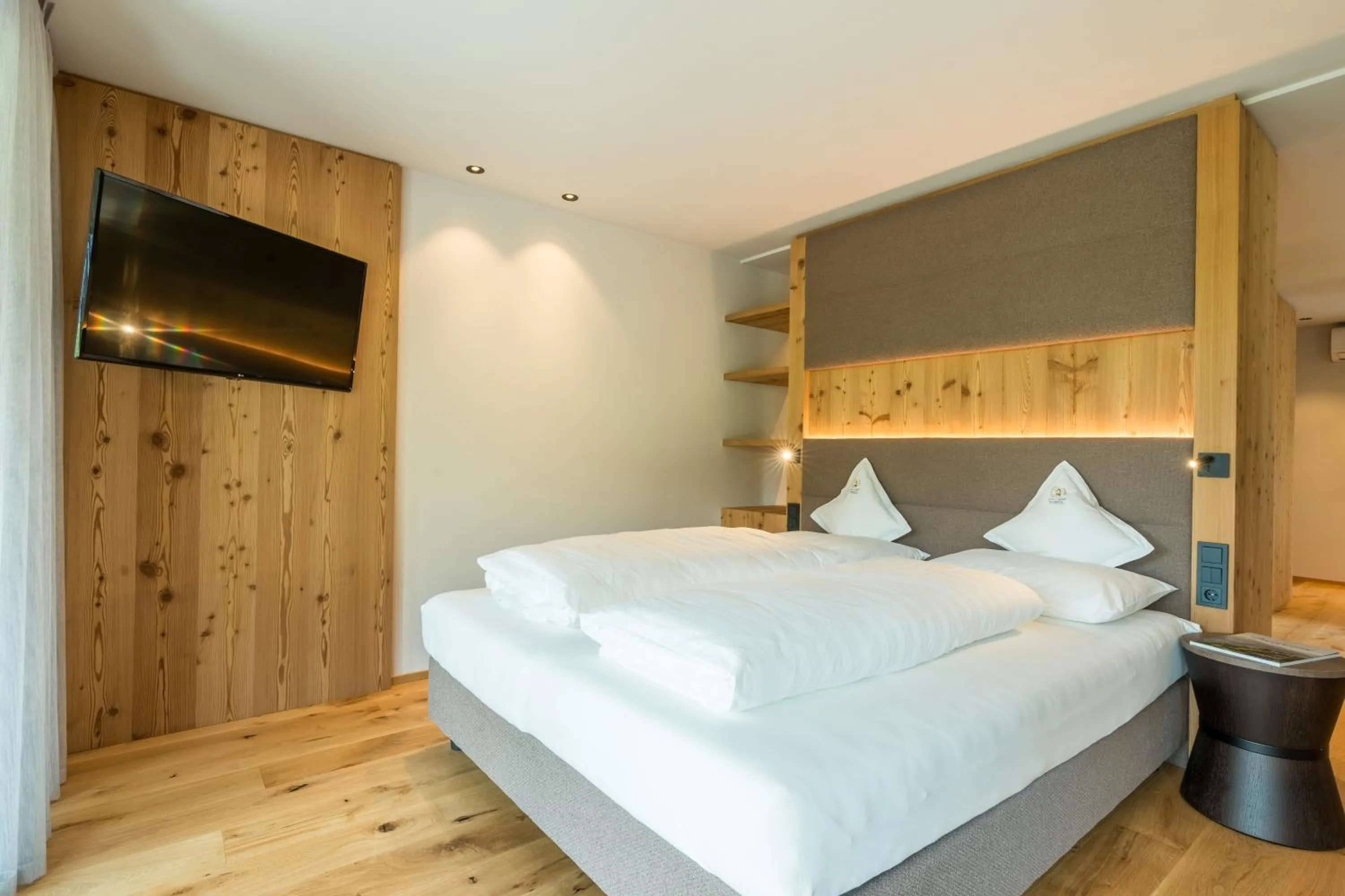 Bed in Parc Hotel Tyrol