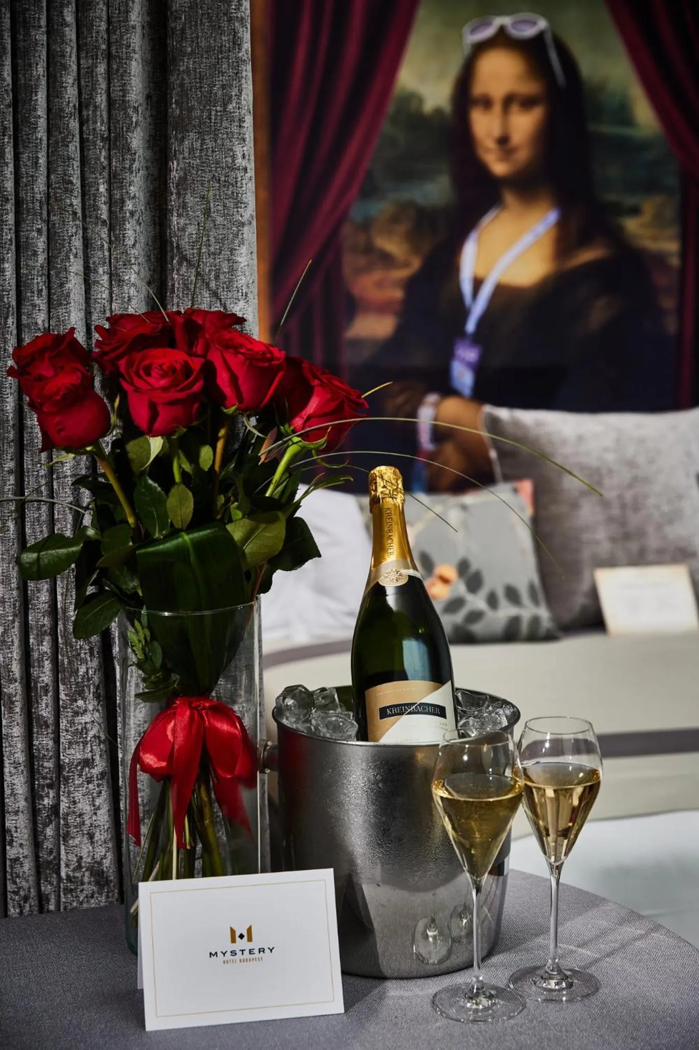 Food and drinks in Mystery Hotel Budapest, Preferred Hotels & Resorts