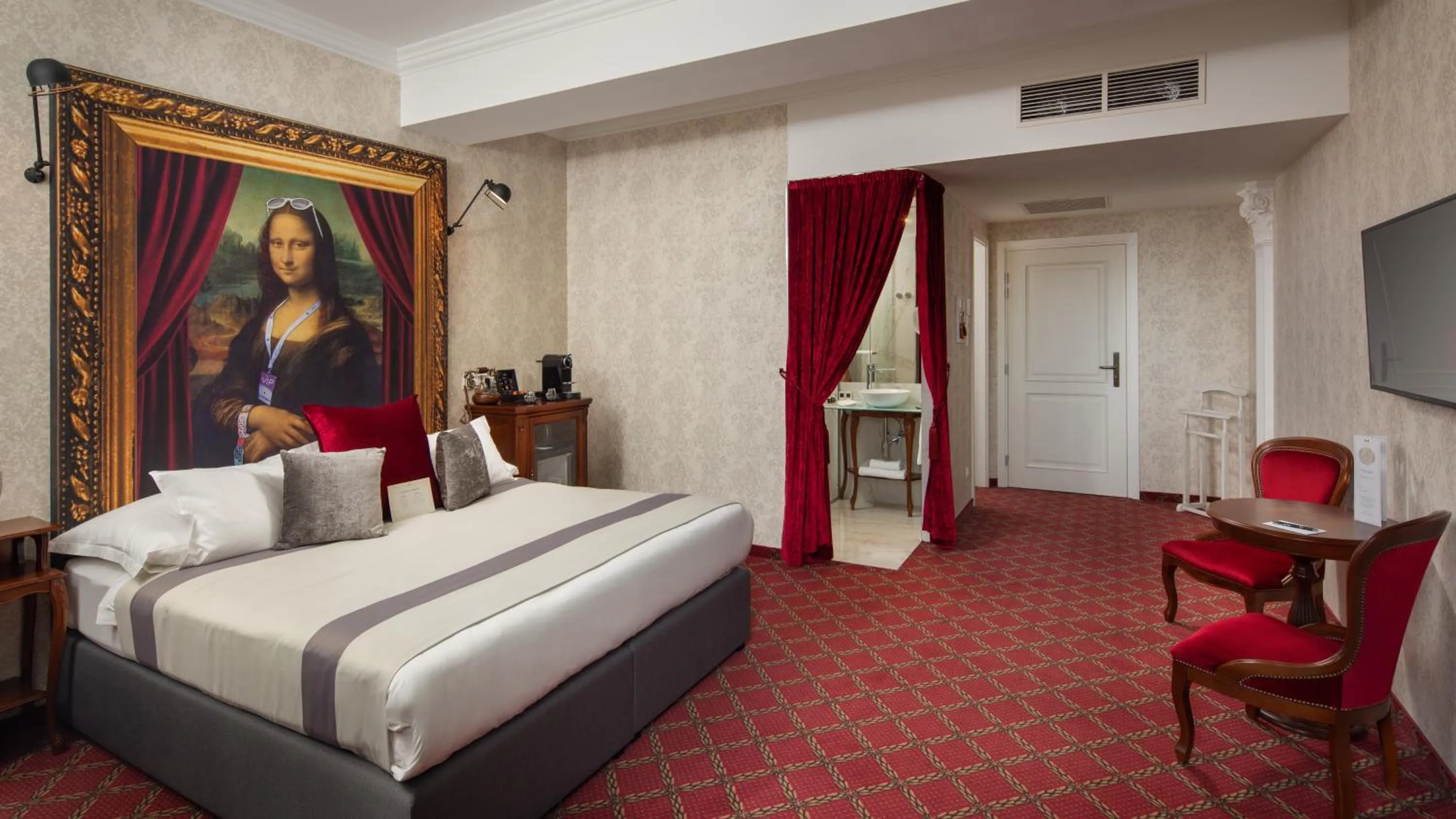 Bedroom, Bed in Mystery Hotel Budapest, Preferred Hotels & Resorts