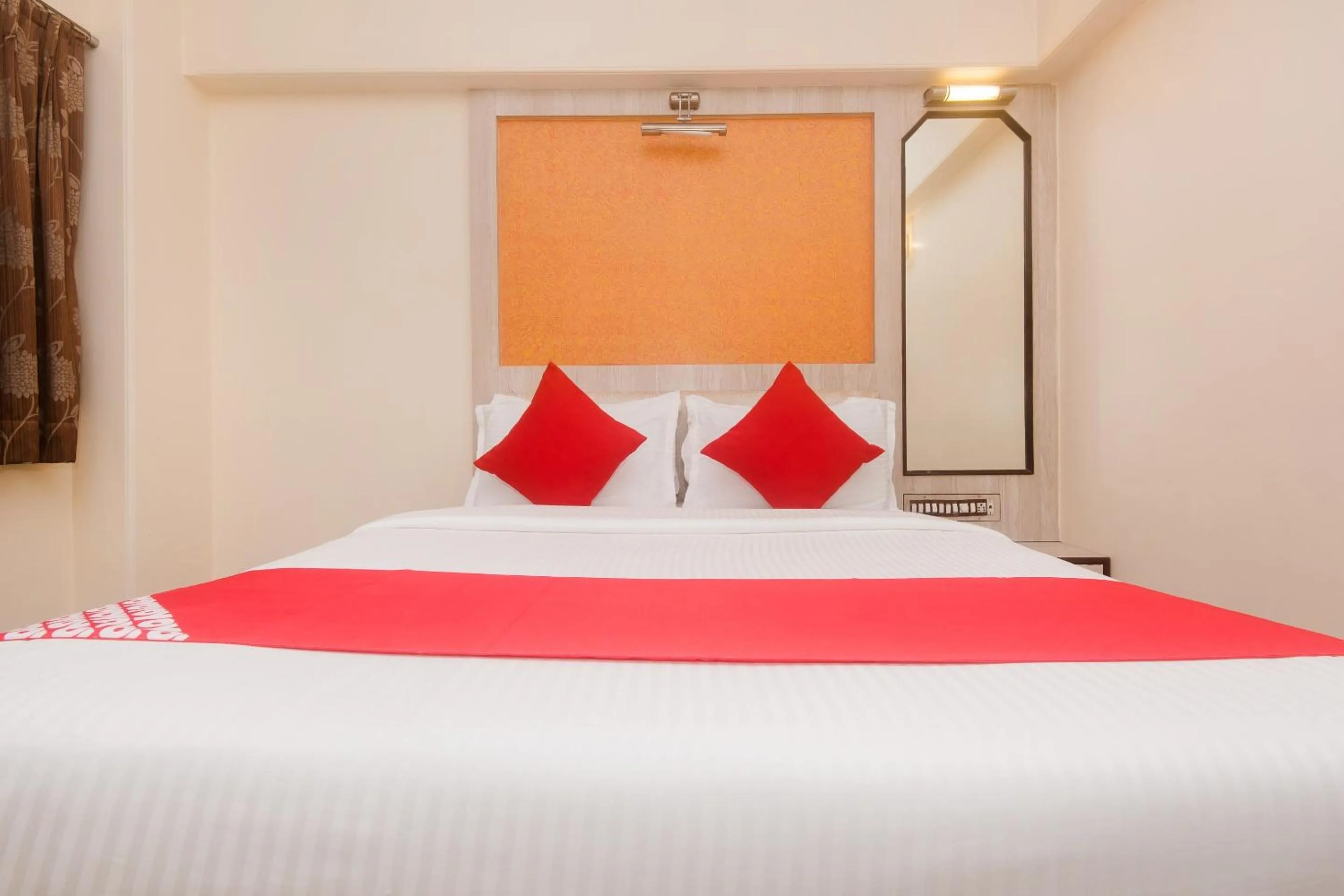 Bedroom, Bed in Super Hotel O Solitaire