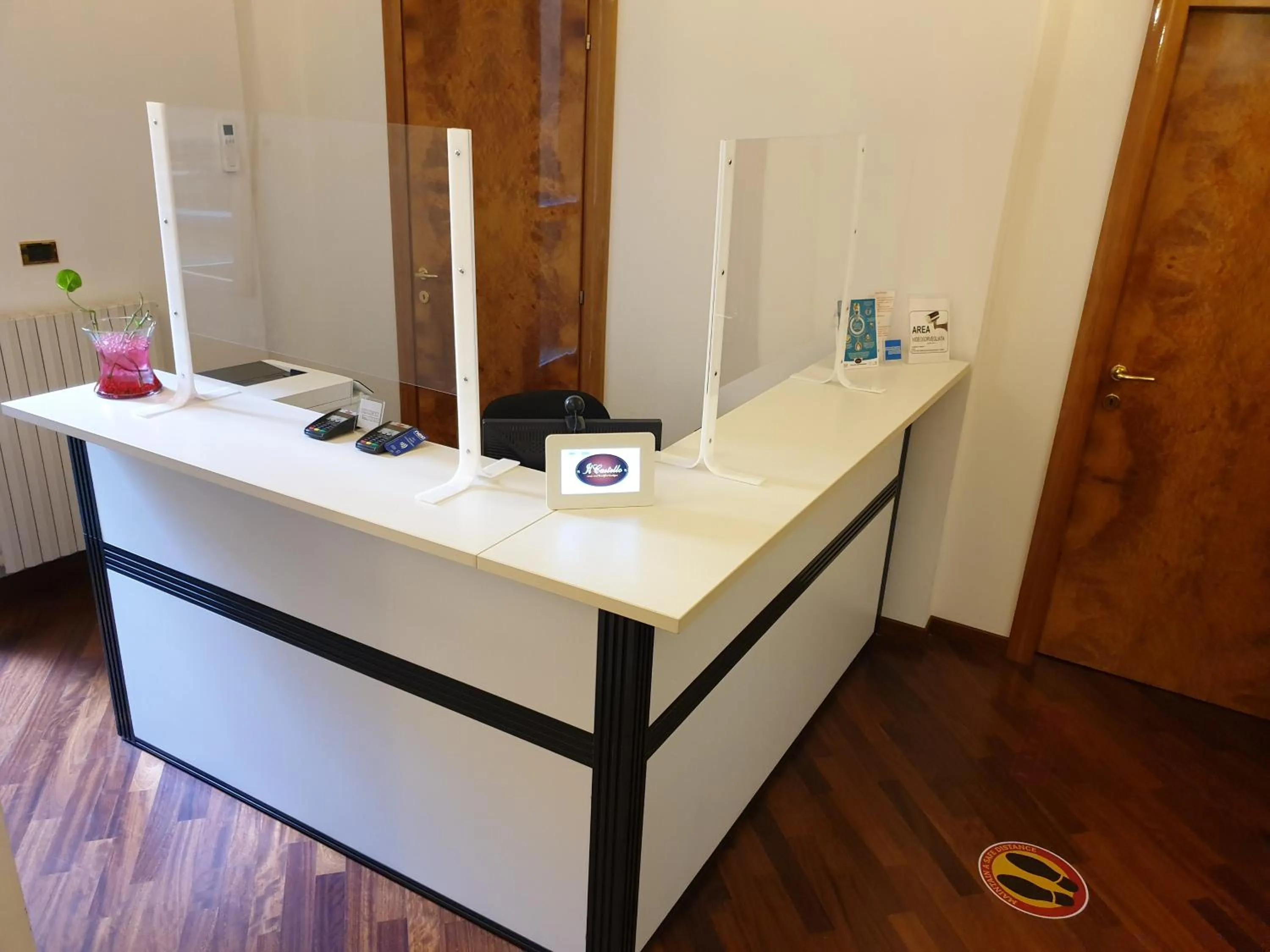 Lobby or reception in IL CASTELLO HOSTEL BOUTIQUE