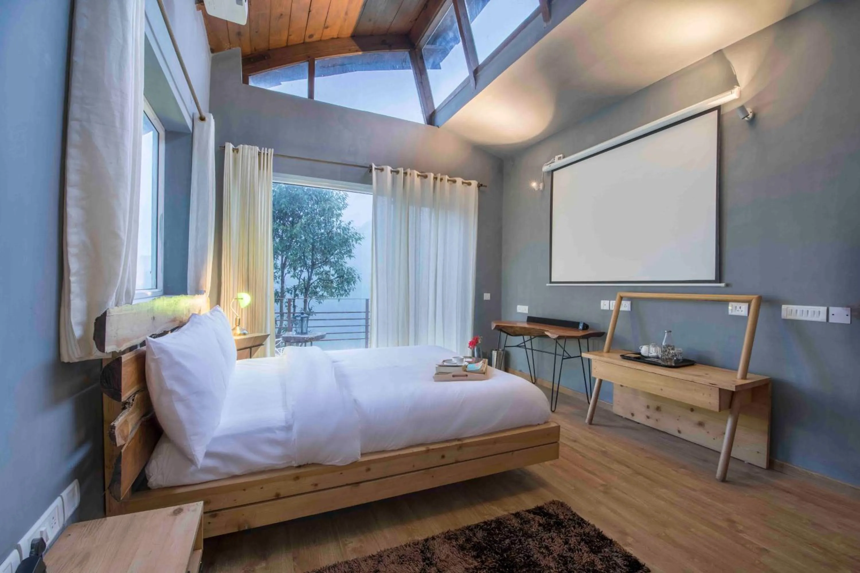 Bedroom, Bed in Seclude Ramgarh Cliff's edge