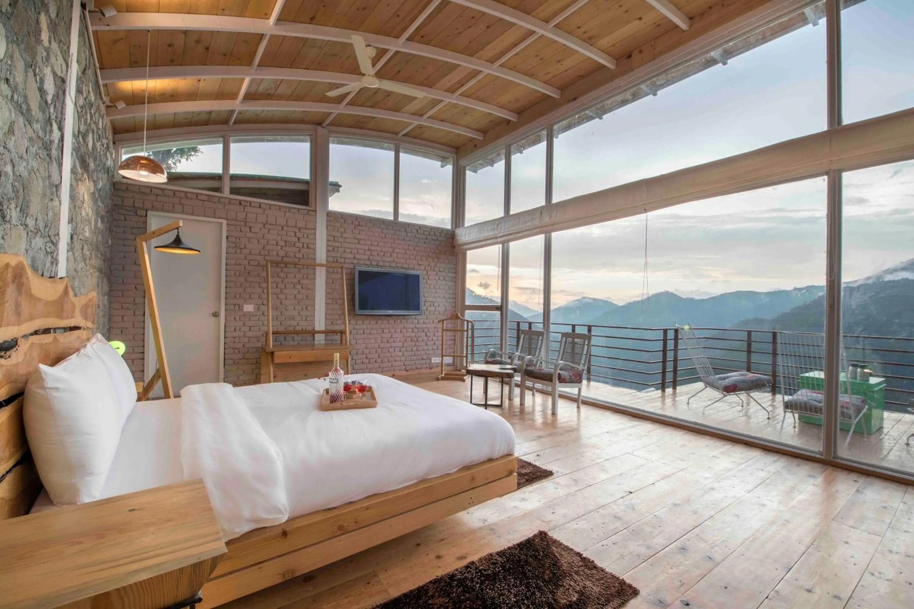 Bedroom, Bed in Seclude Ramgarh Cliff's edge