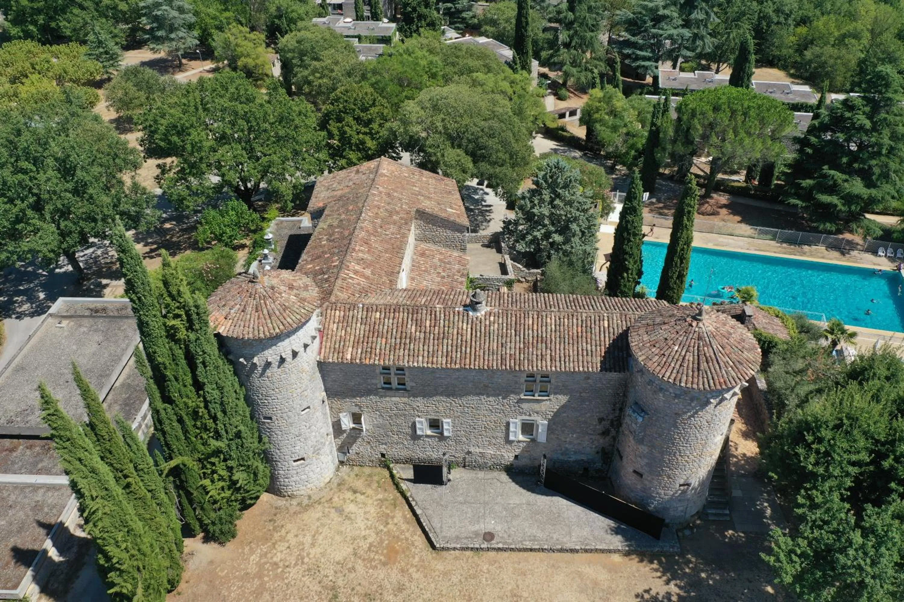Property building in Residence Vacances Bleues Lou Castel