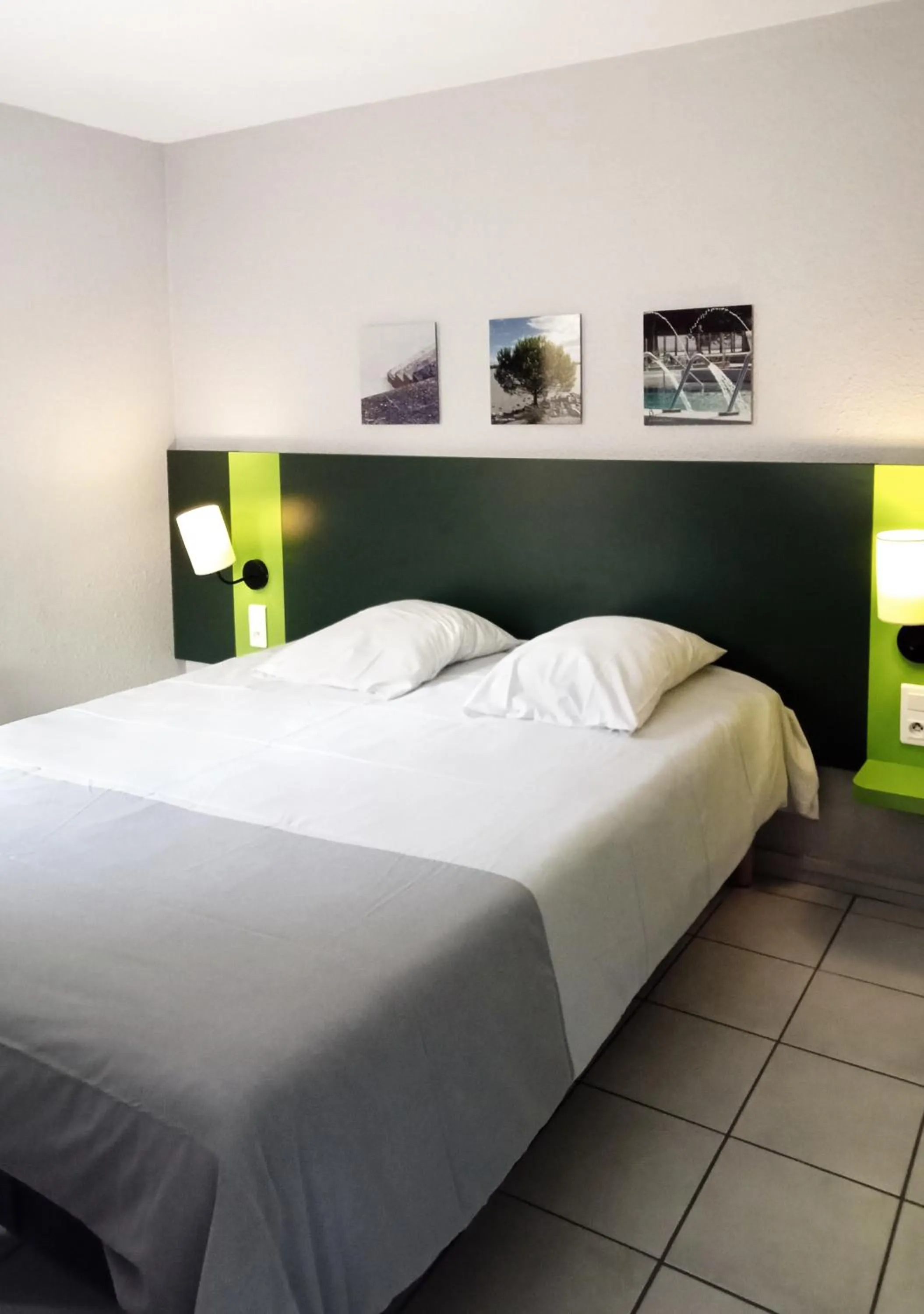 Bedroom, Bed in Residence Vacances Bleues Lou Castel