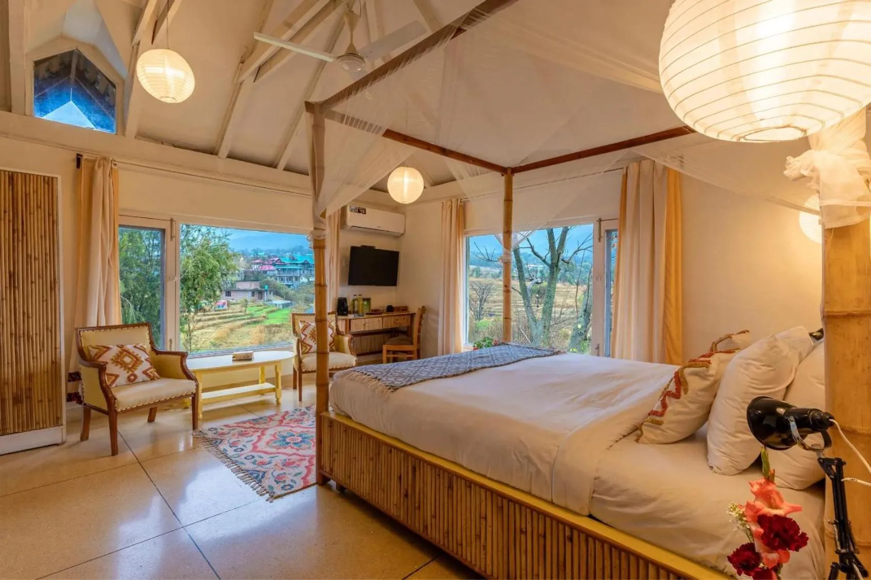 Bedroom, Bed in Seclude Palampur