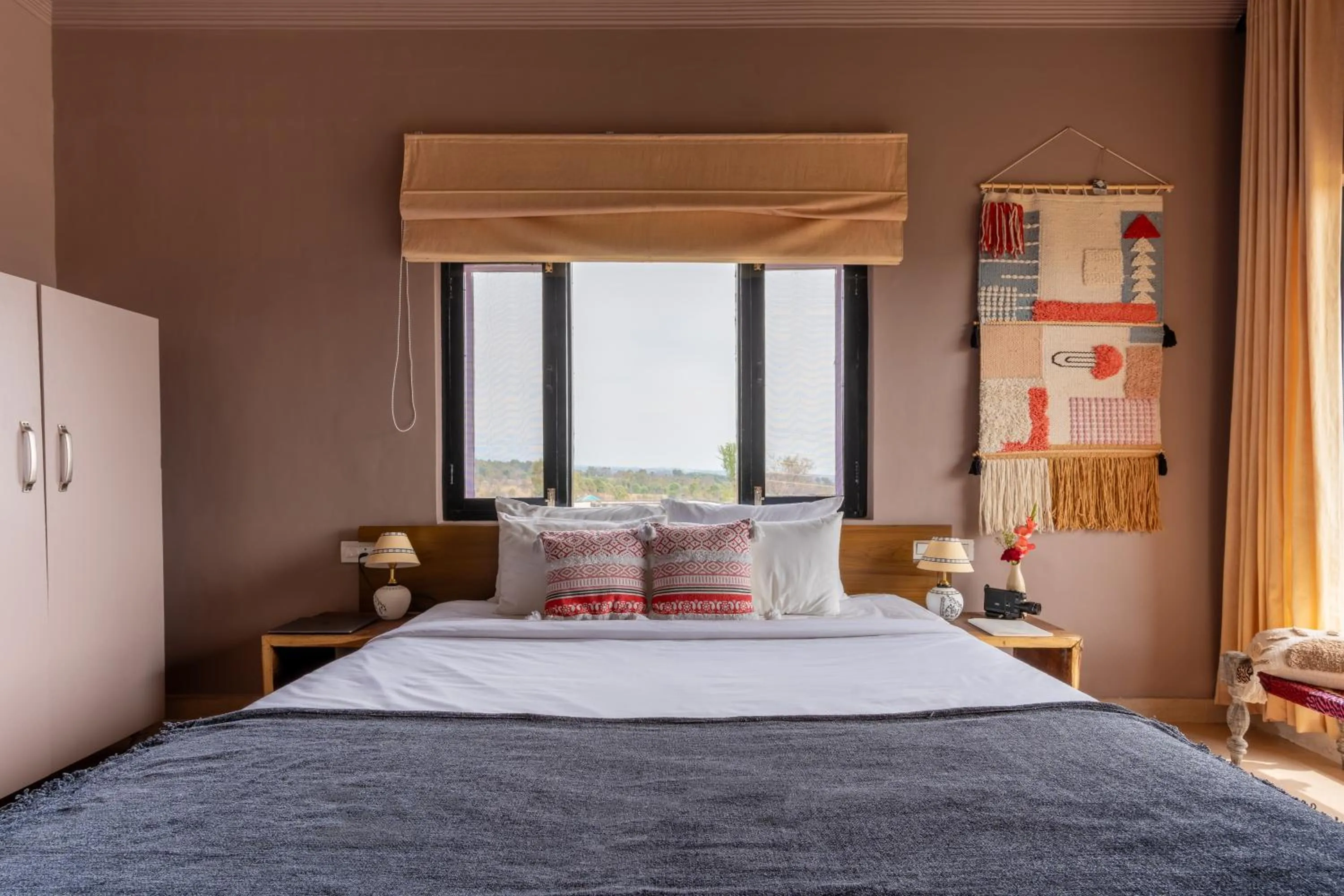 View (from property/room), Bed in Seclude Palampur