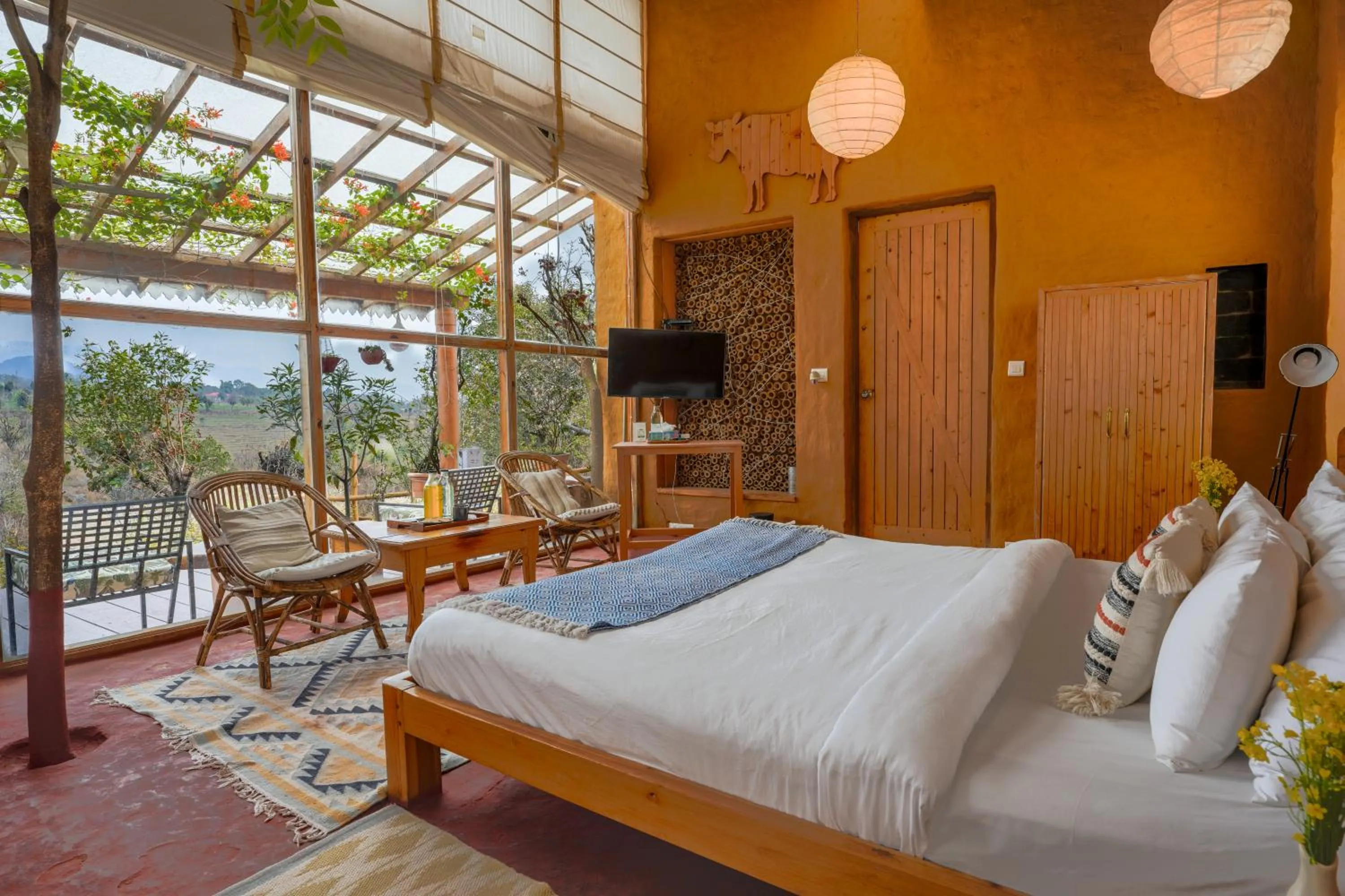 Bed in Seclude Palampur