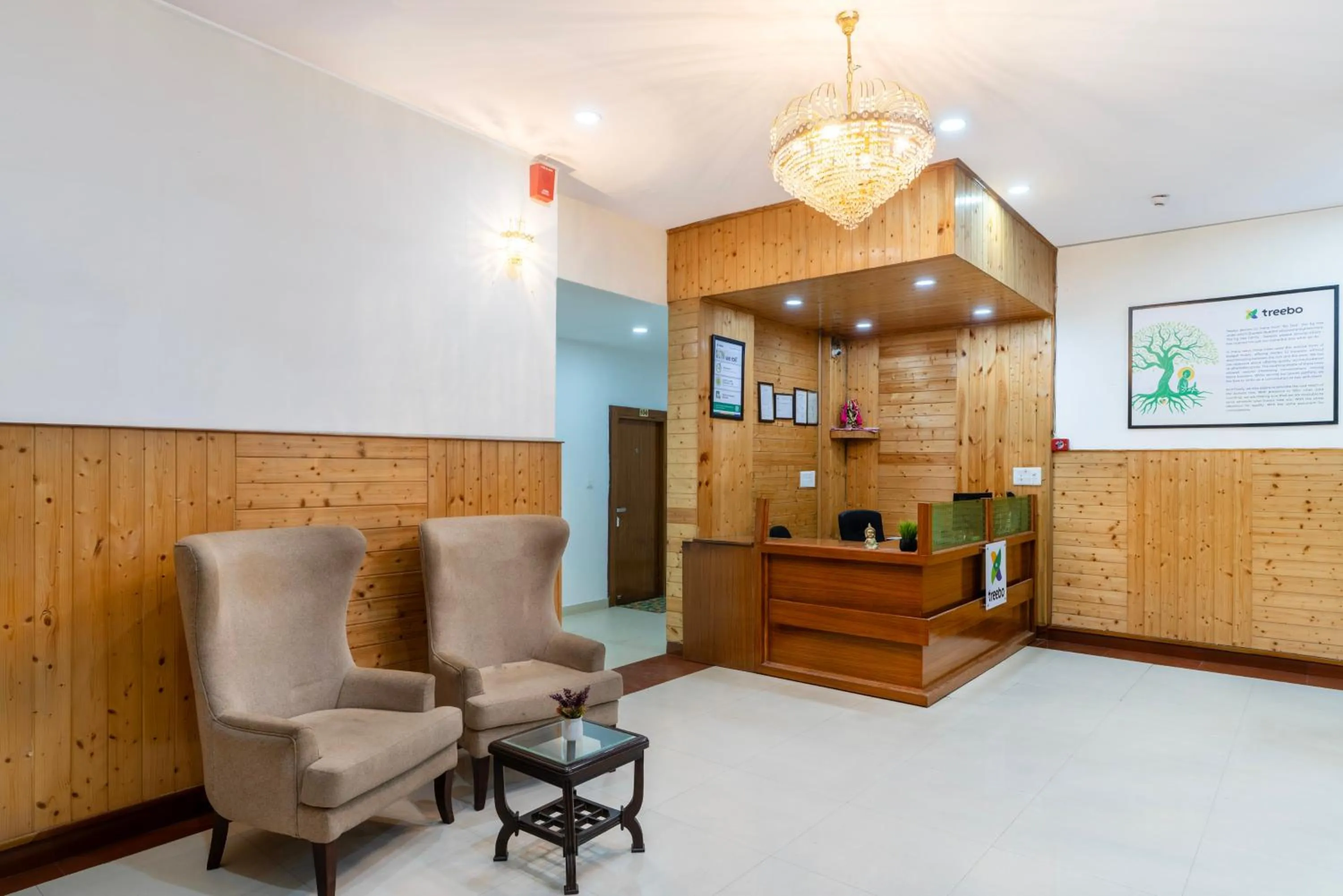 Lobby or reception in Treebo Anand The Mall Solan