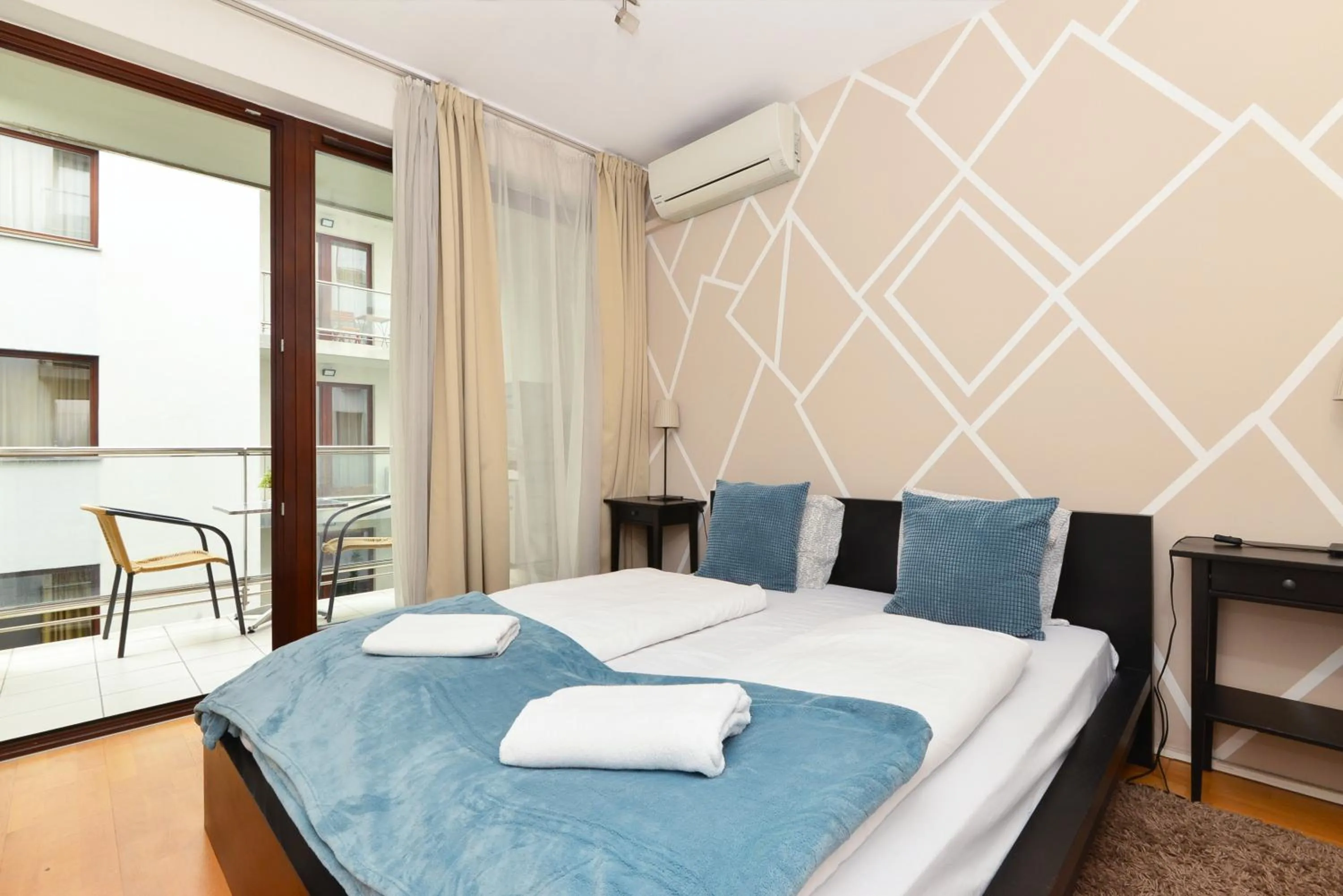 Quality Point Apartments 0-24 reception