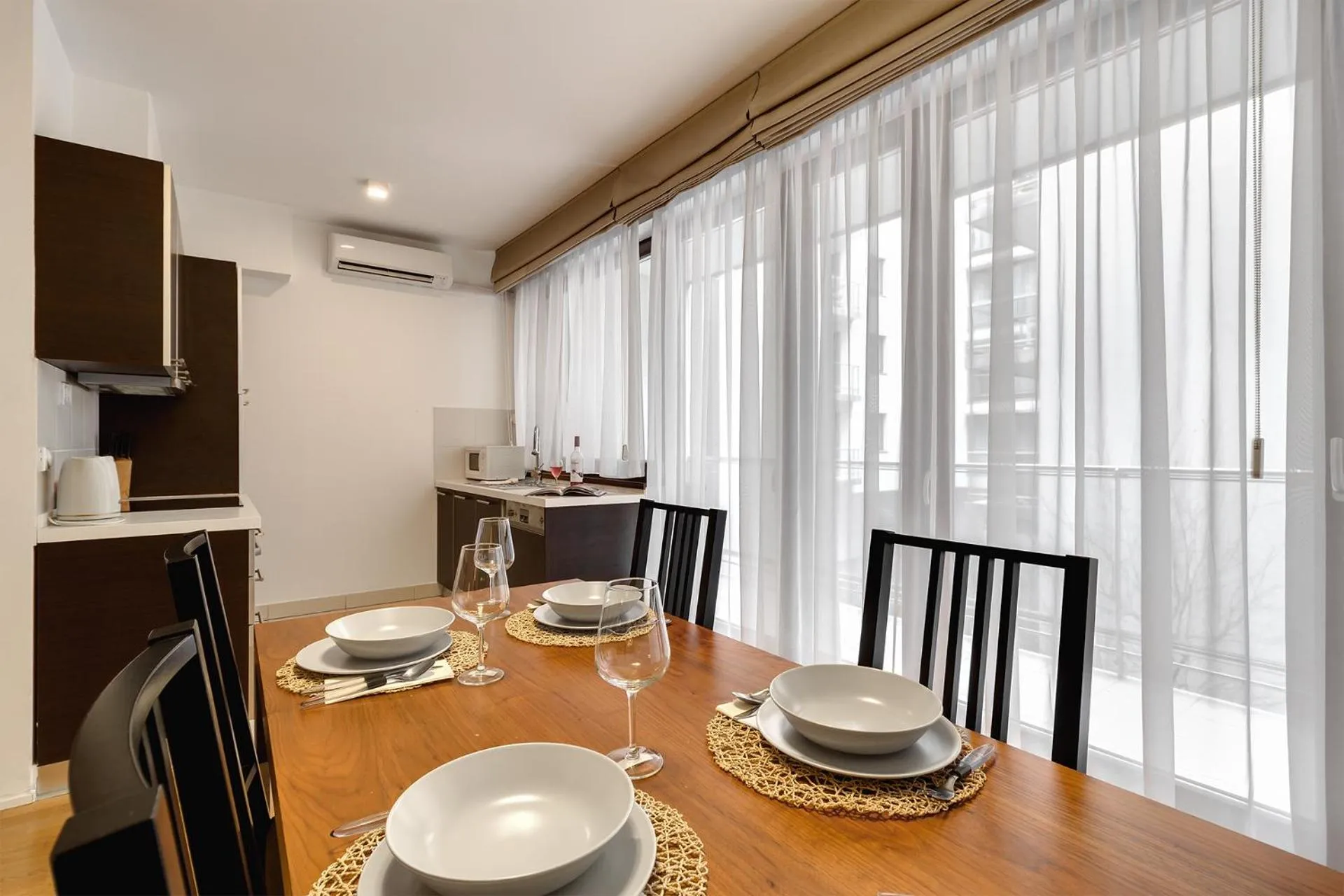 Quality Point Apartments 0-24 reception