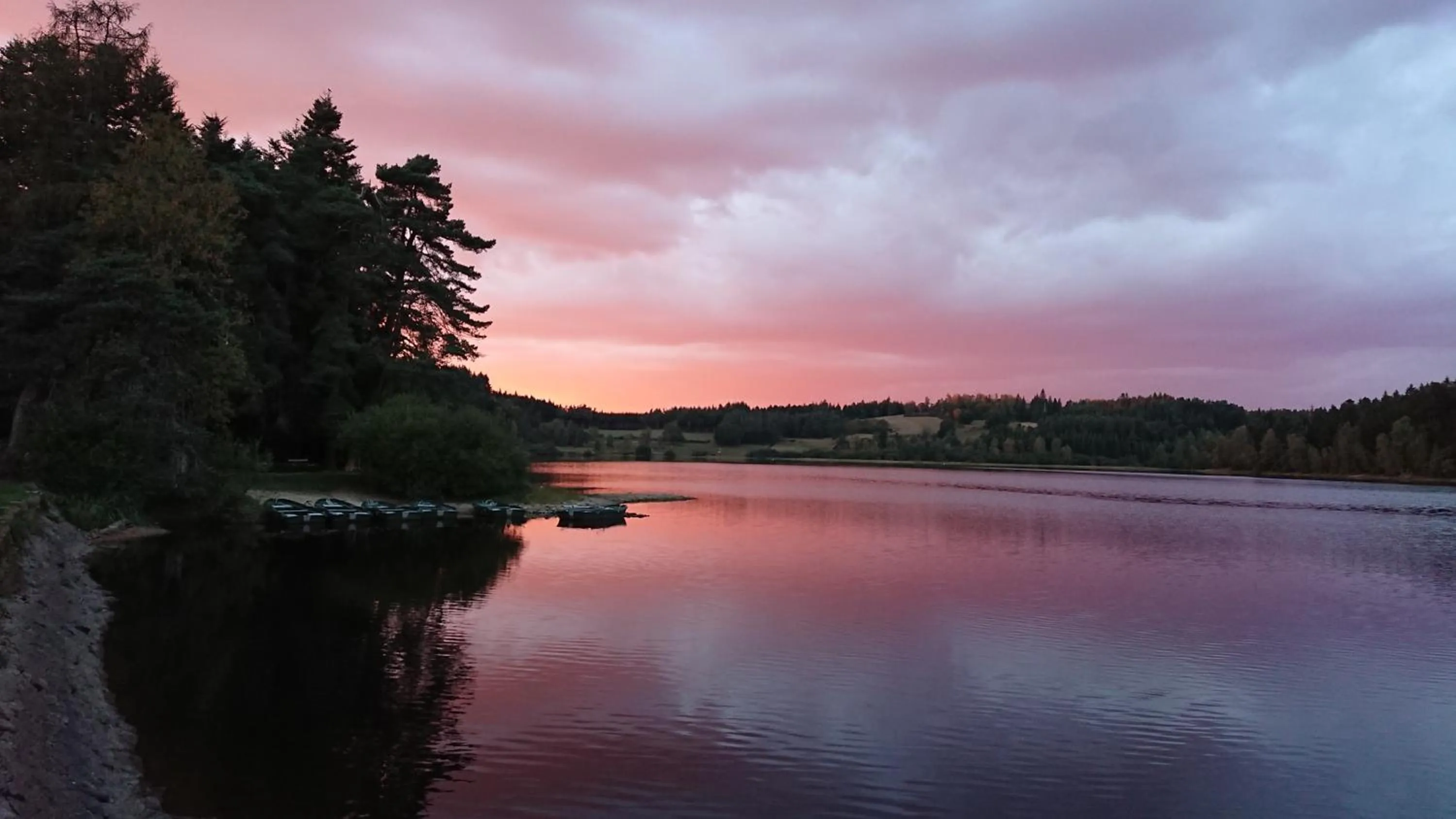 Sunset in Lac De Malaguet