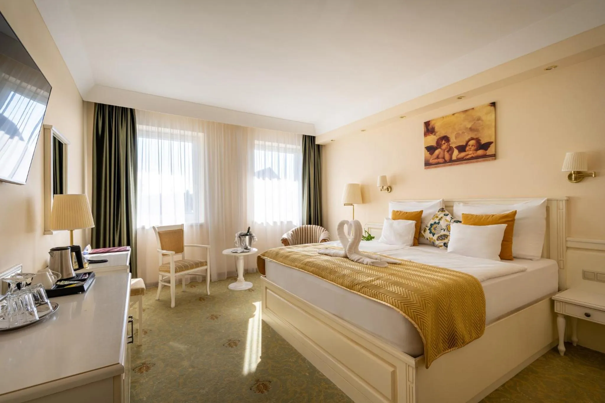 Photo of the whole room, Bed in Calimbra Wellness Hotel Superior