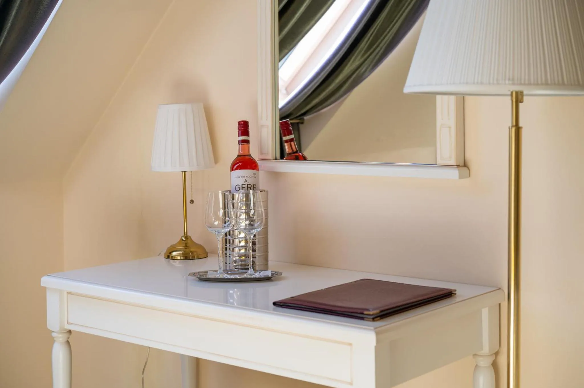 Photo of the whole room in Calimbra Wellness Hotel Superior