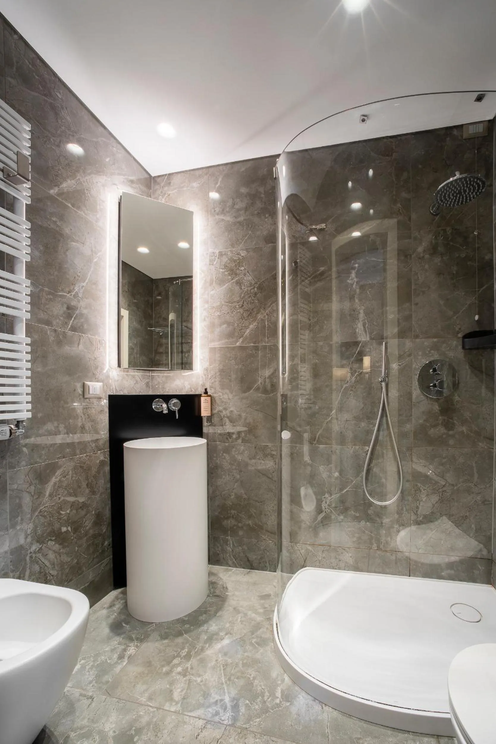 Bathroom in Hotel Doriguzzi