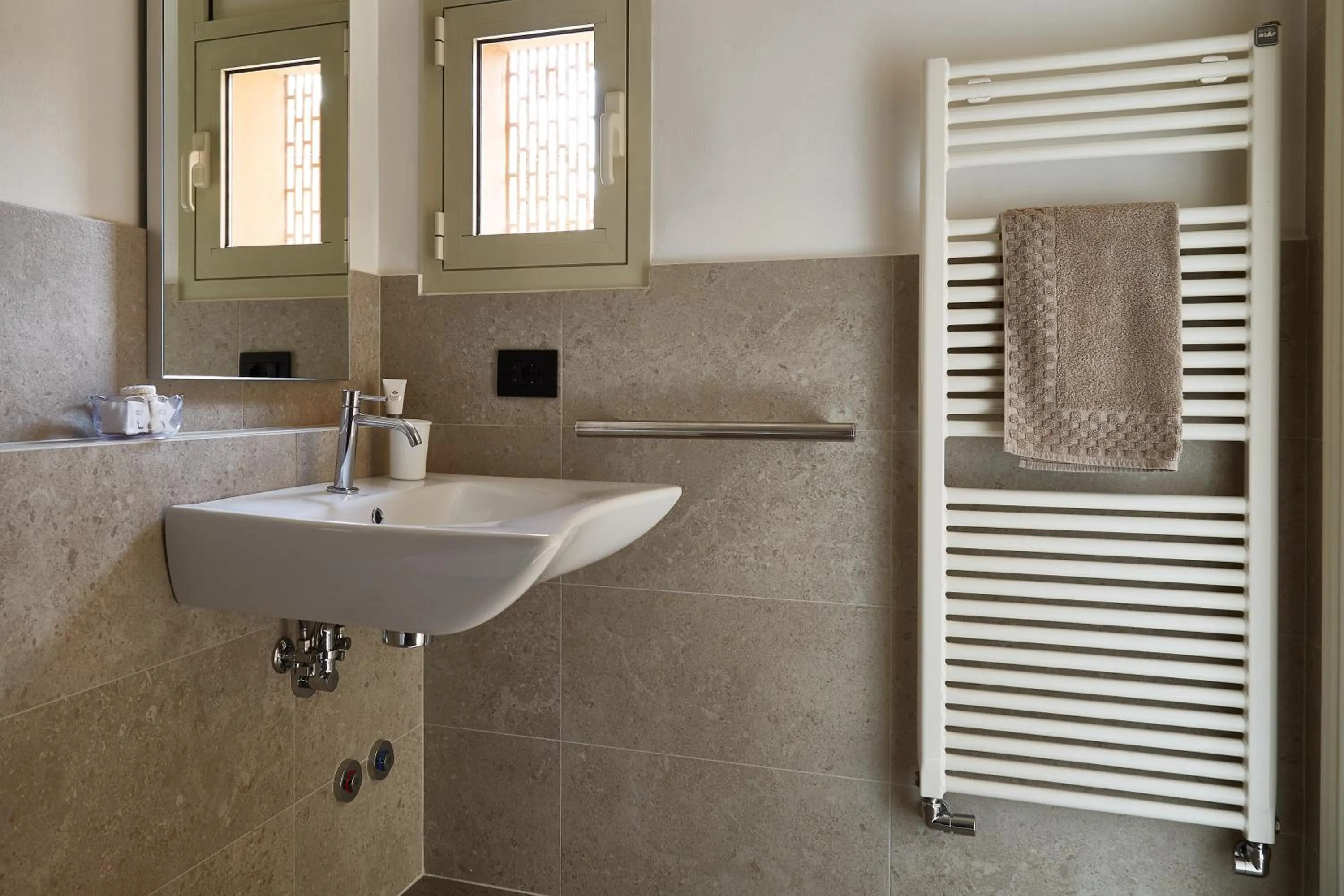 Triple Room with Private External Bathroom in Casino di Pragatto