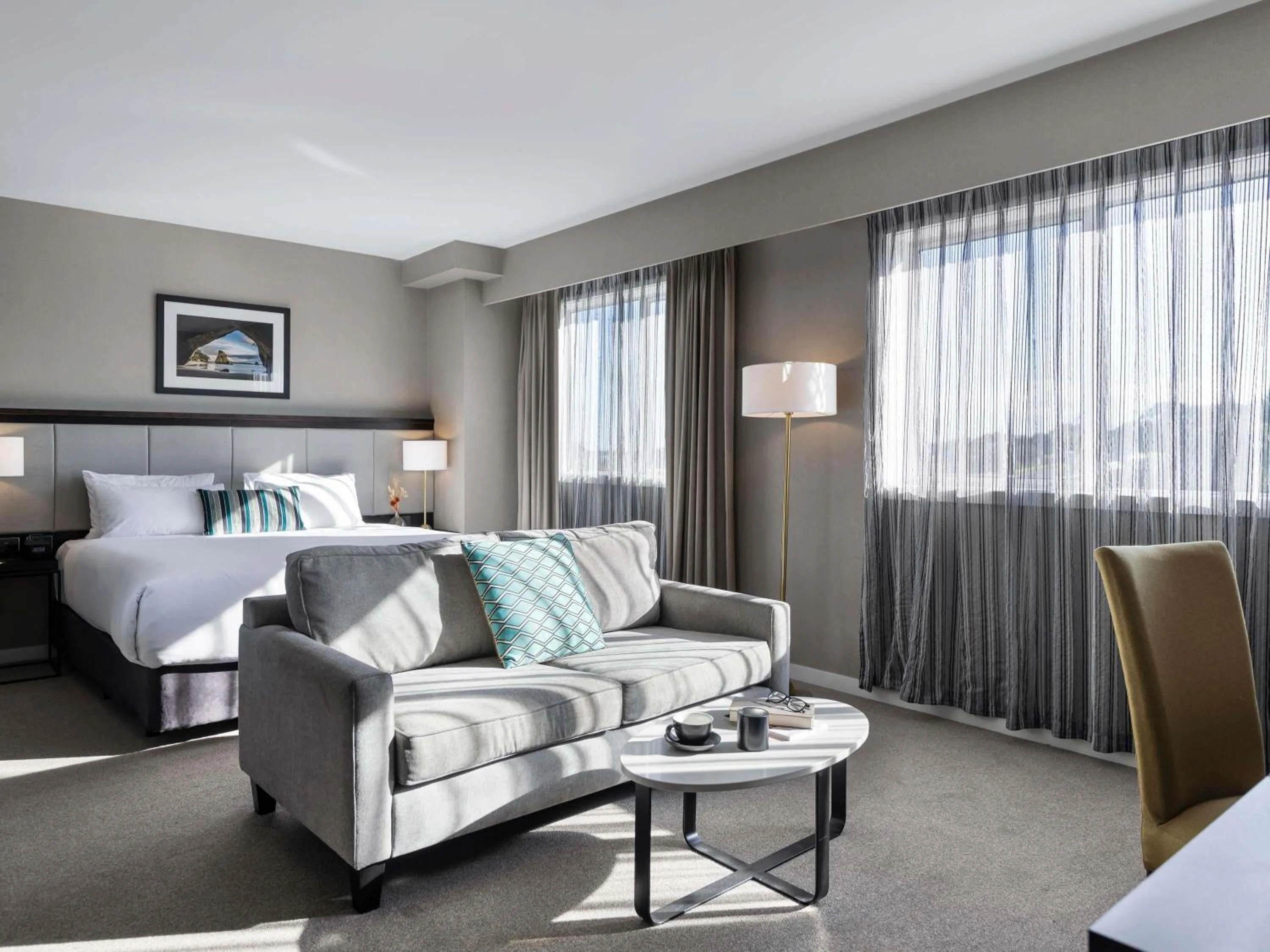 Property building, Bed in The Sebel Auckland Manukau