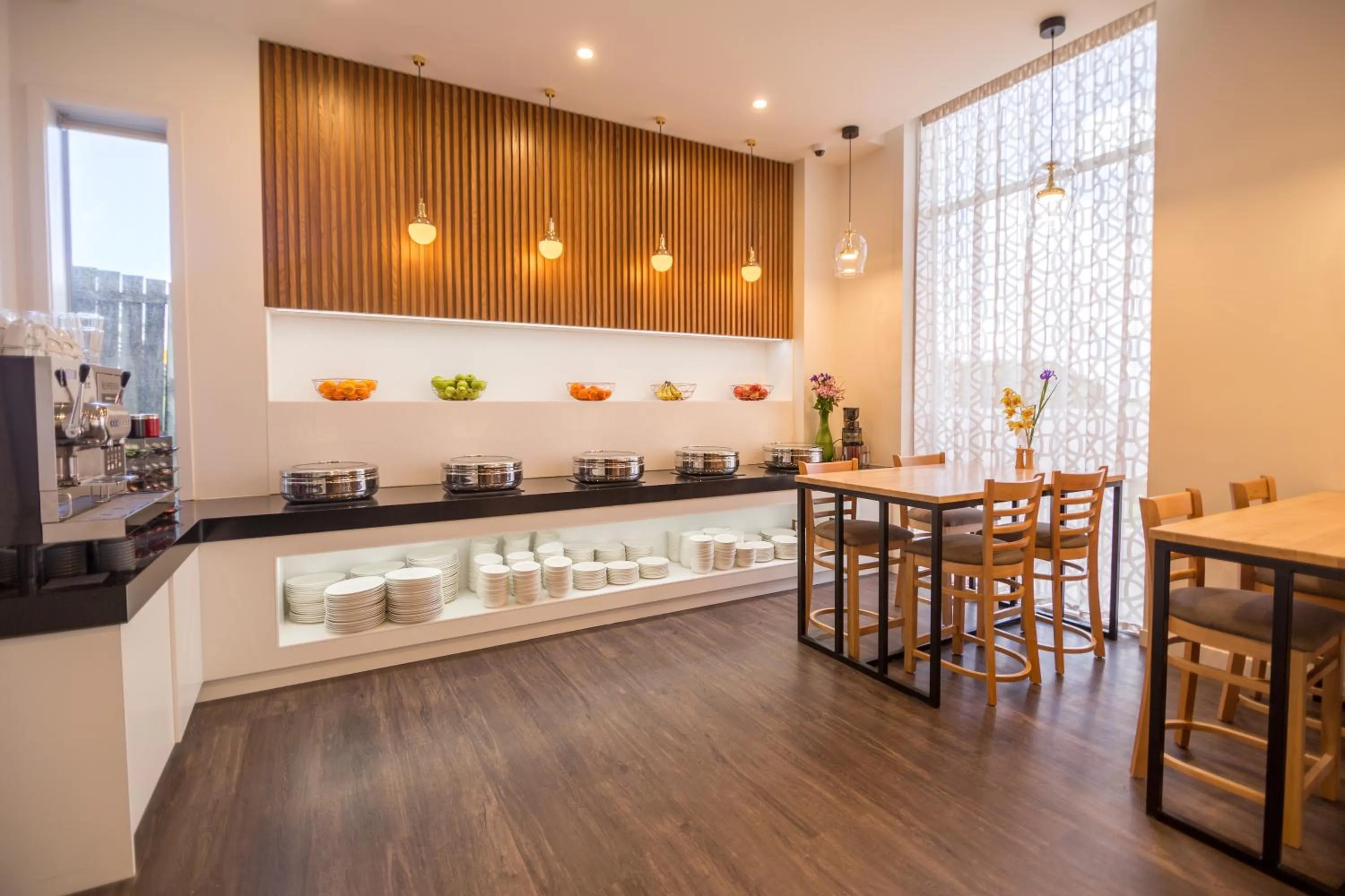 Restaurant/places to eat in The Sebel Auckland Manukau