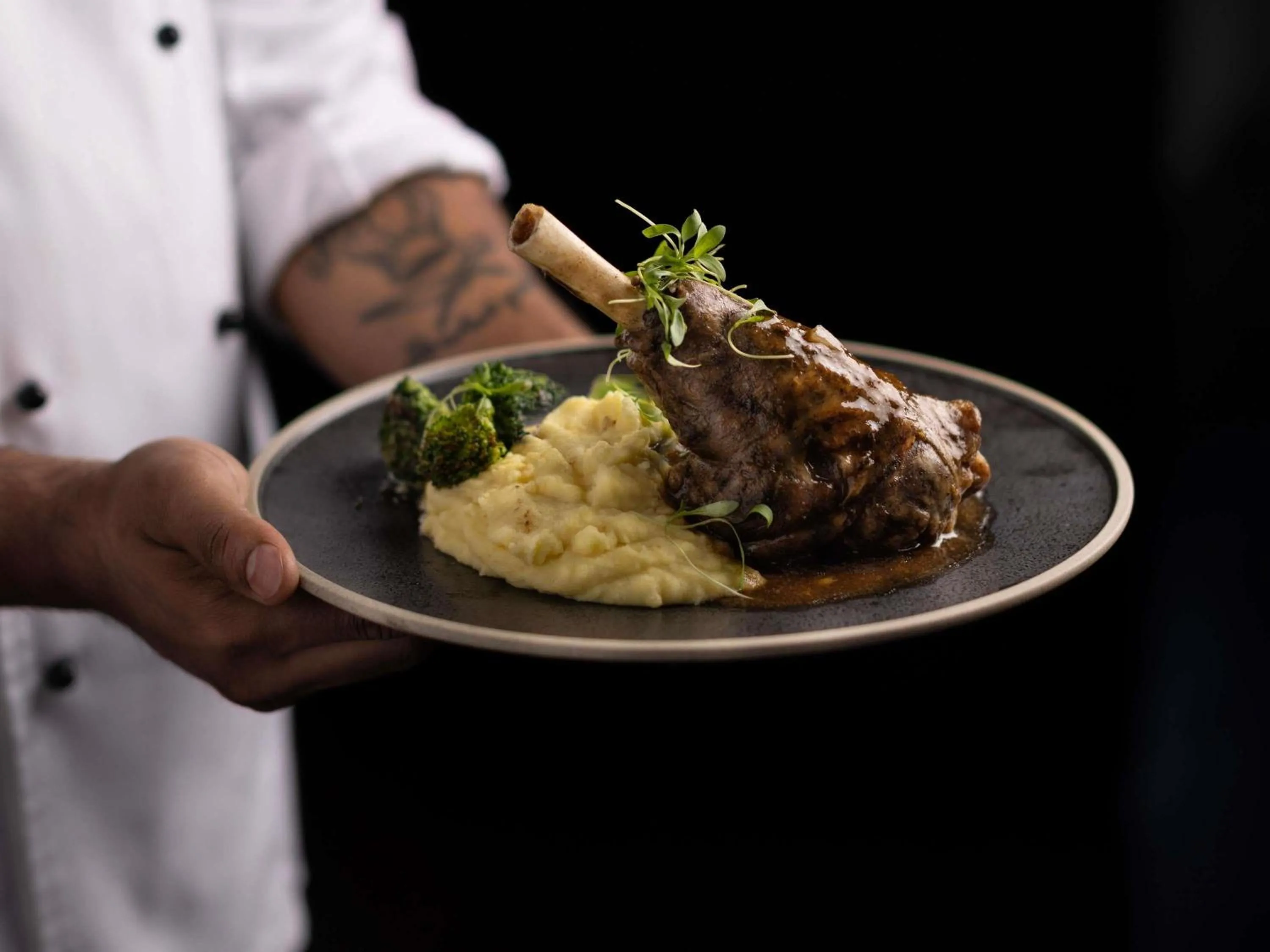 Property building in The Sebel Auckland Manukau