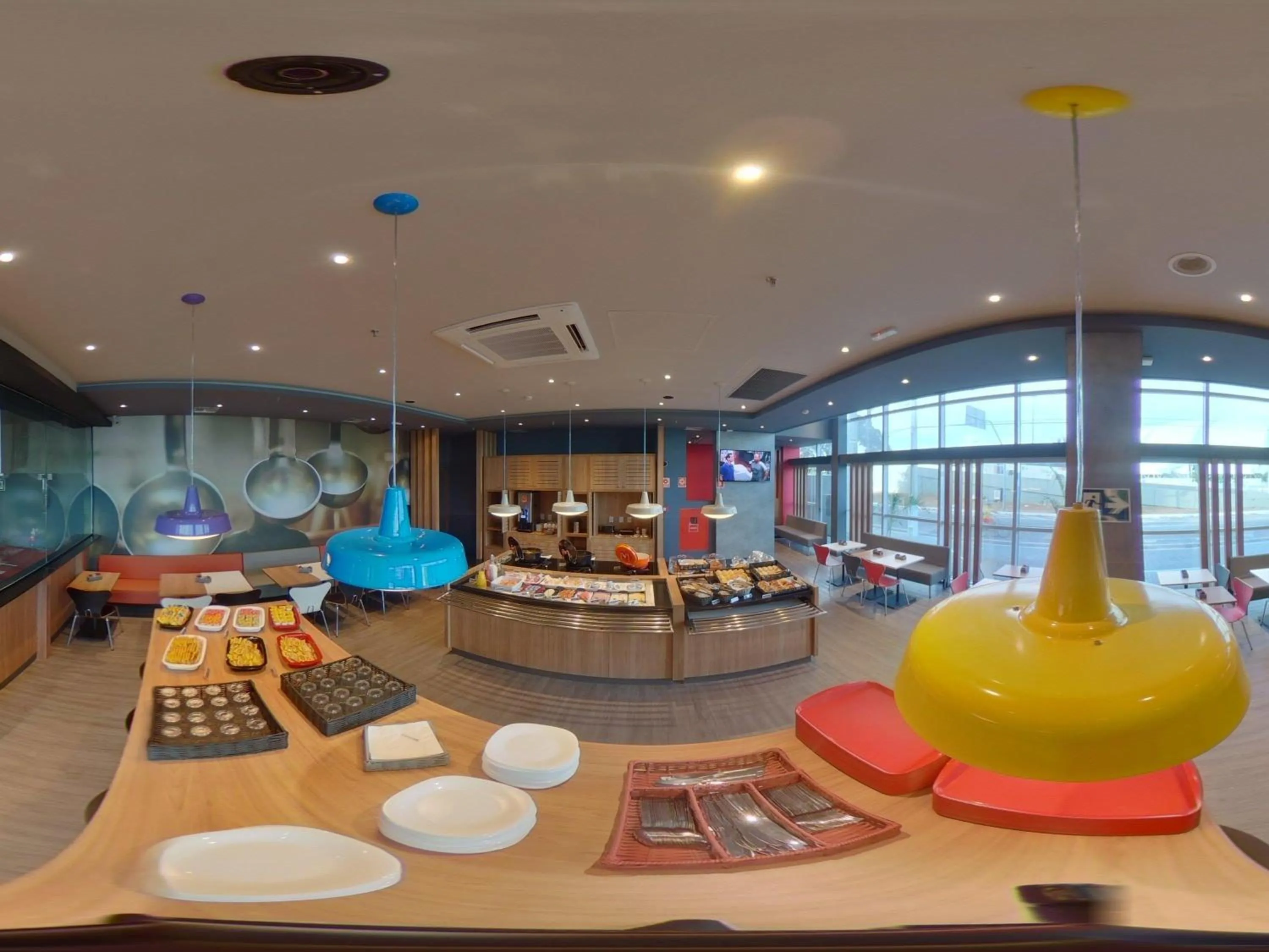 Restaurant/places to eat in ibis Natal