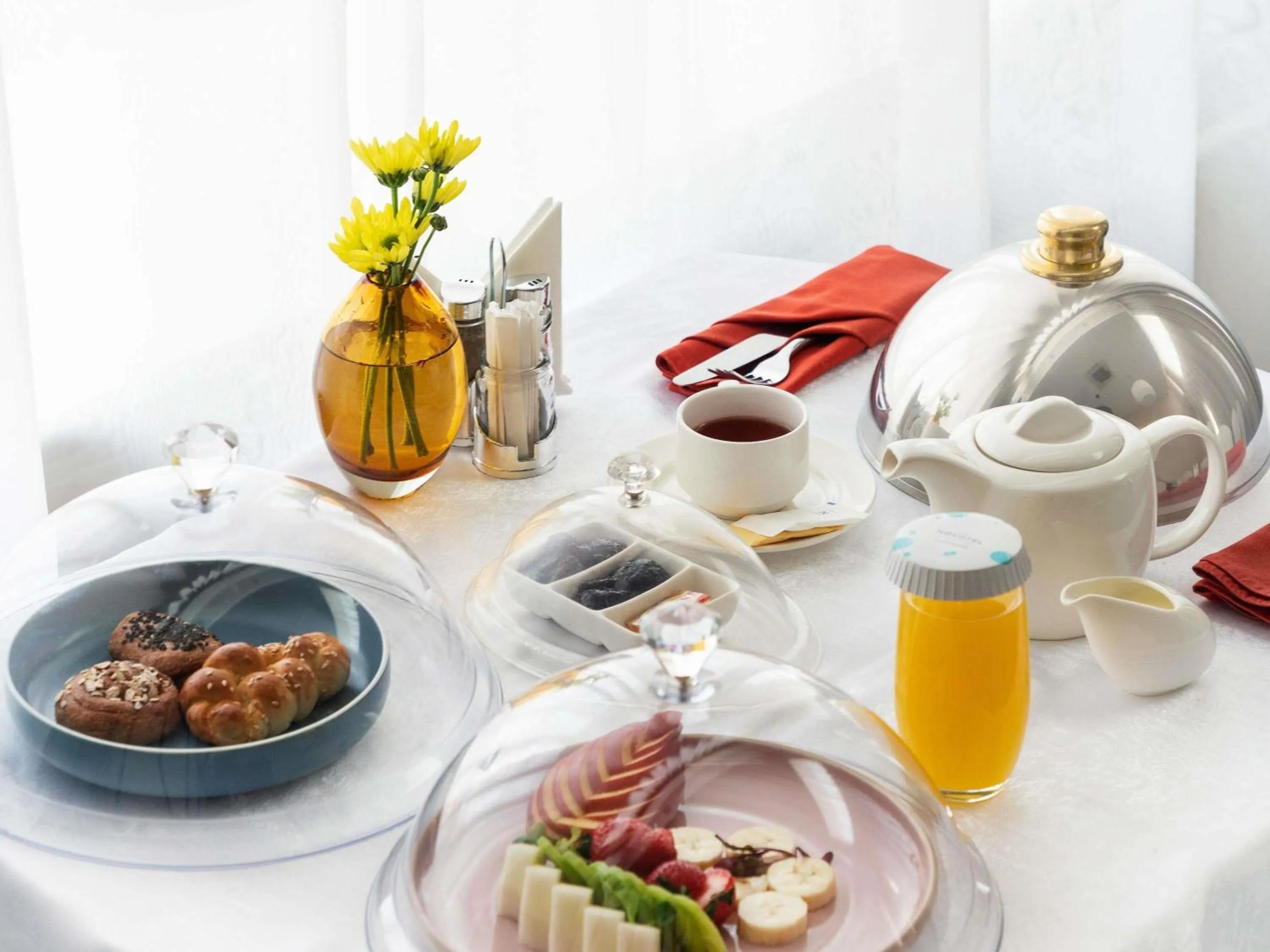 Restaurant/places to eat in Novotel Ulaanbaatar