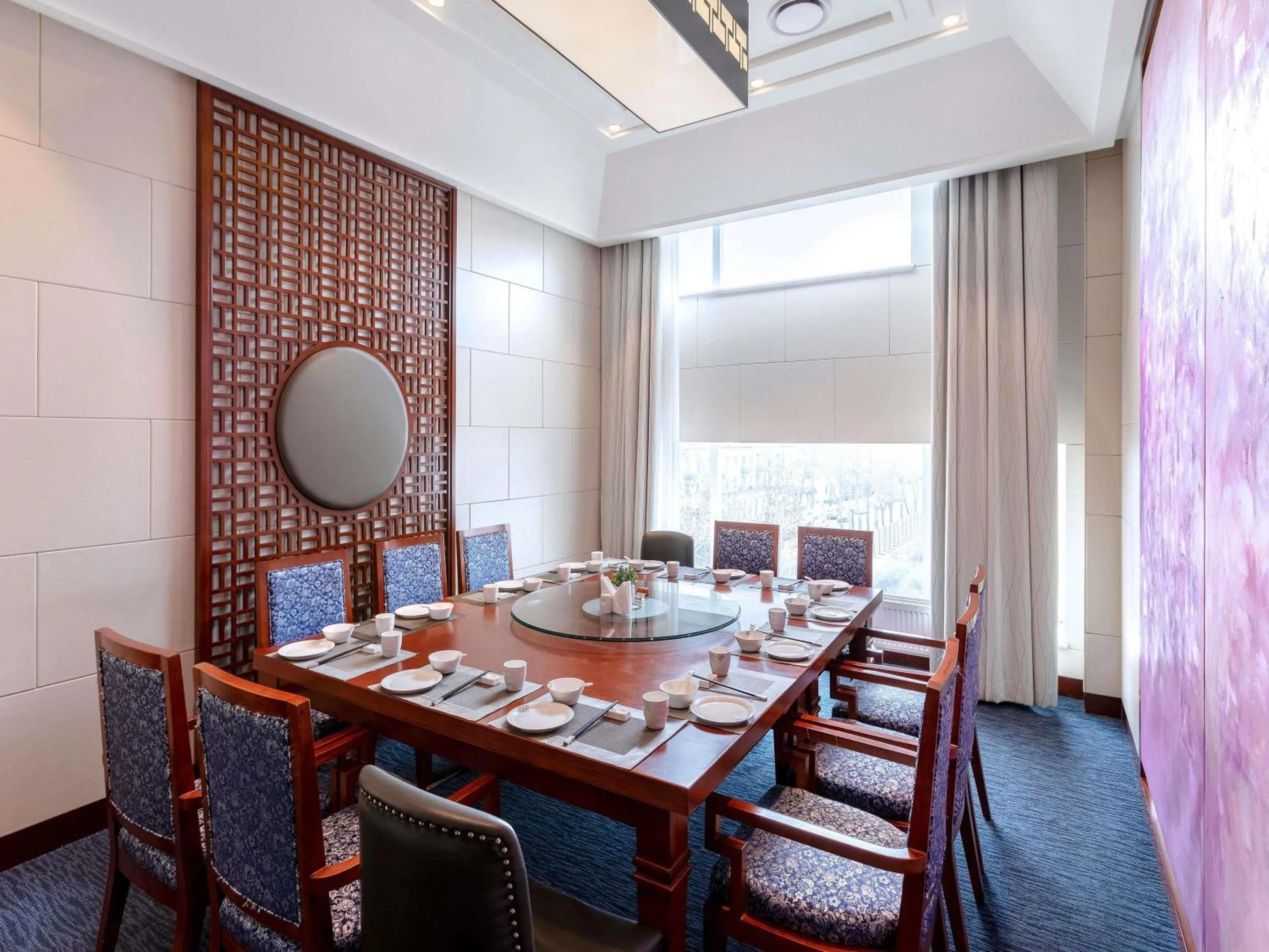 Restaurant/places to eat in Novotel Ulaanbaatar