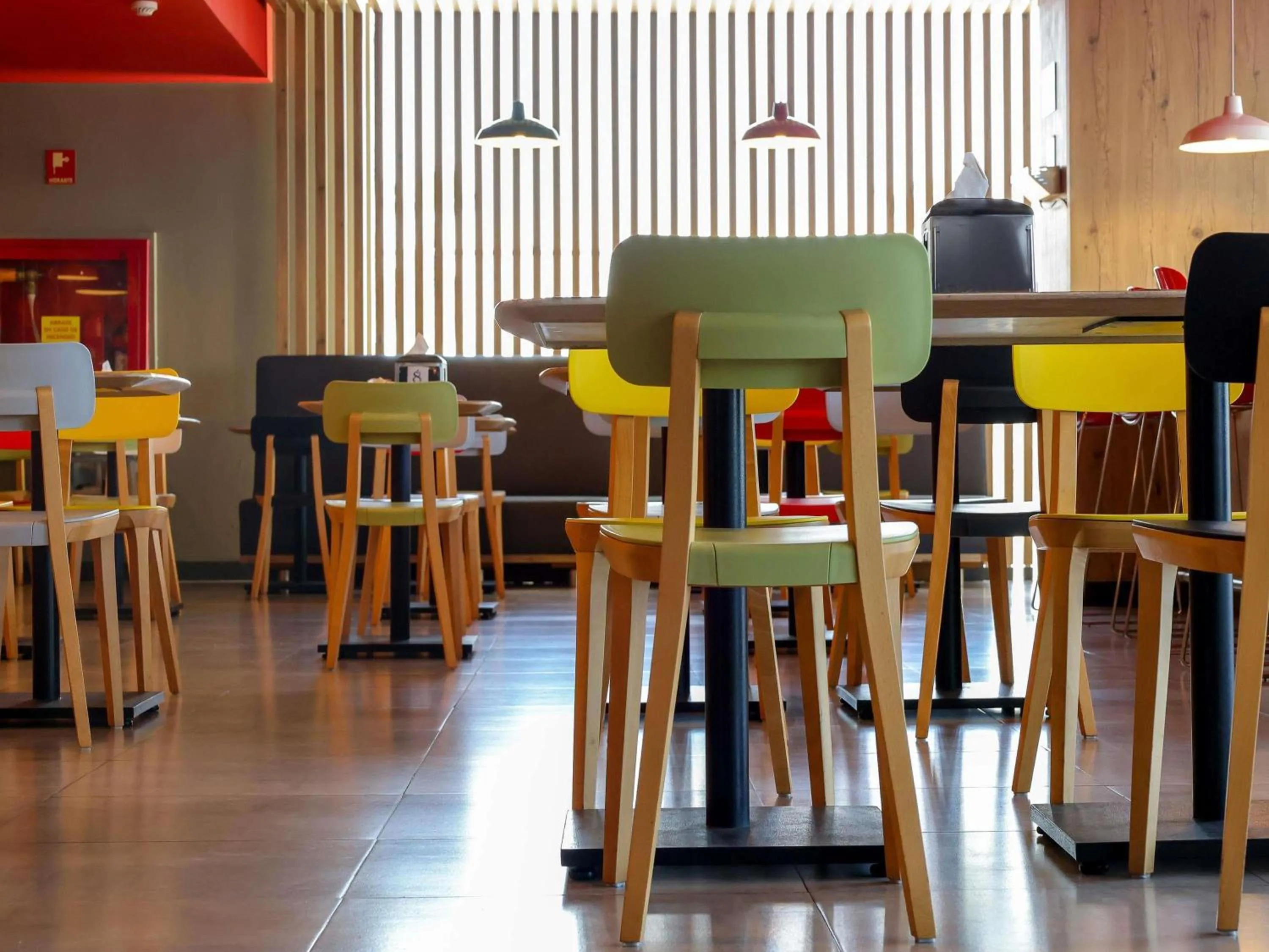 Restaurant/places to eat in Ibis Mazatlan Marina