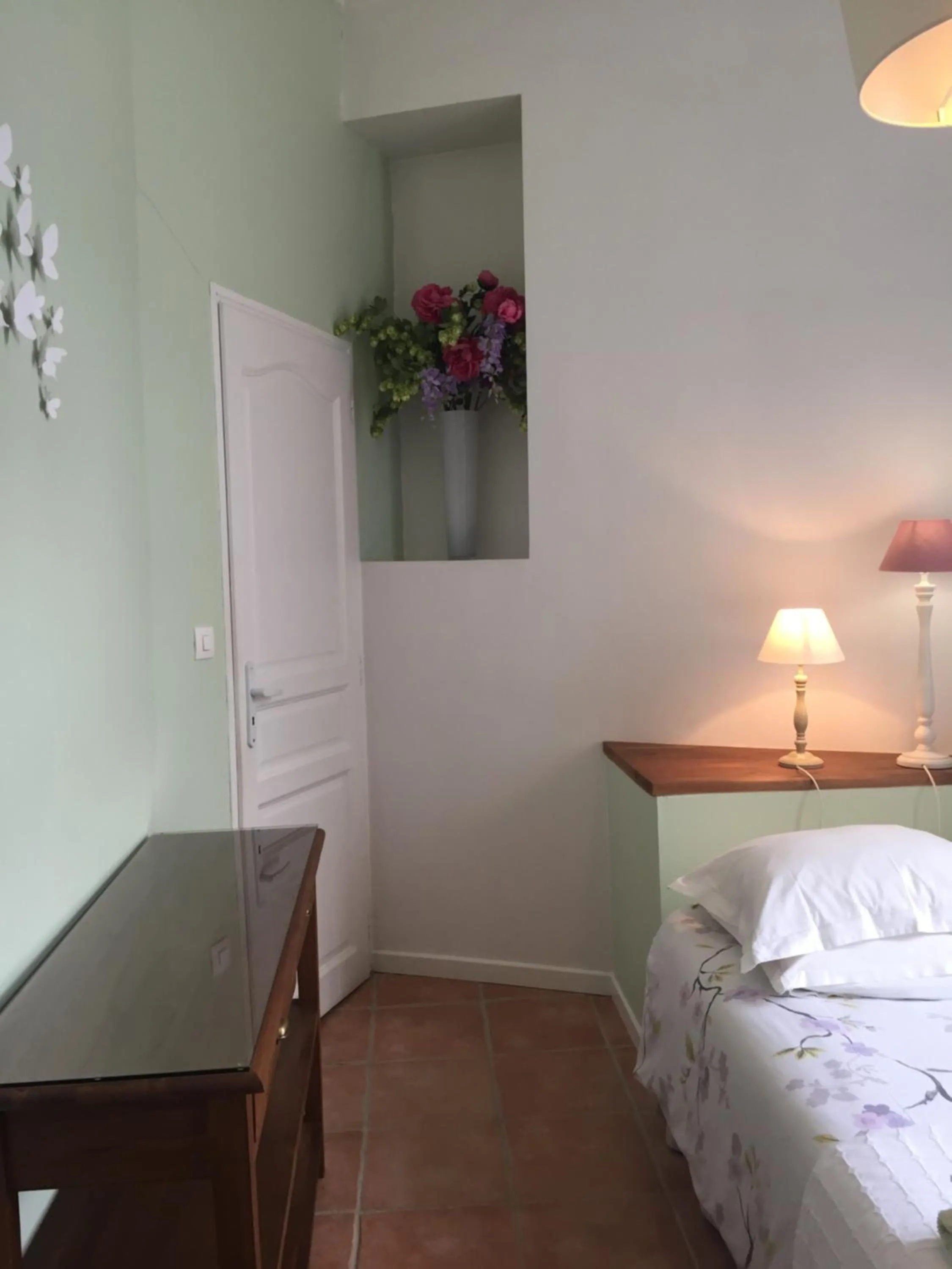 Bedroom, Bed in Studios Floreal