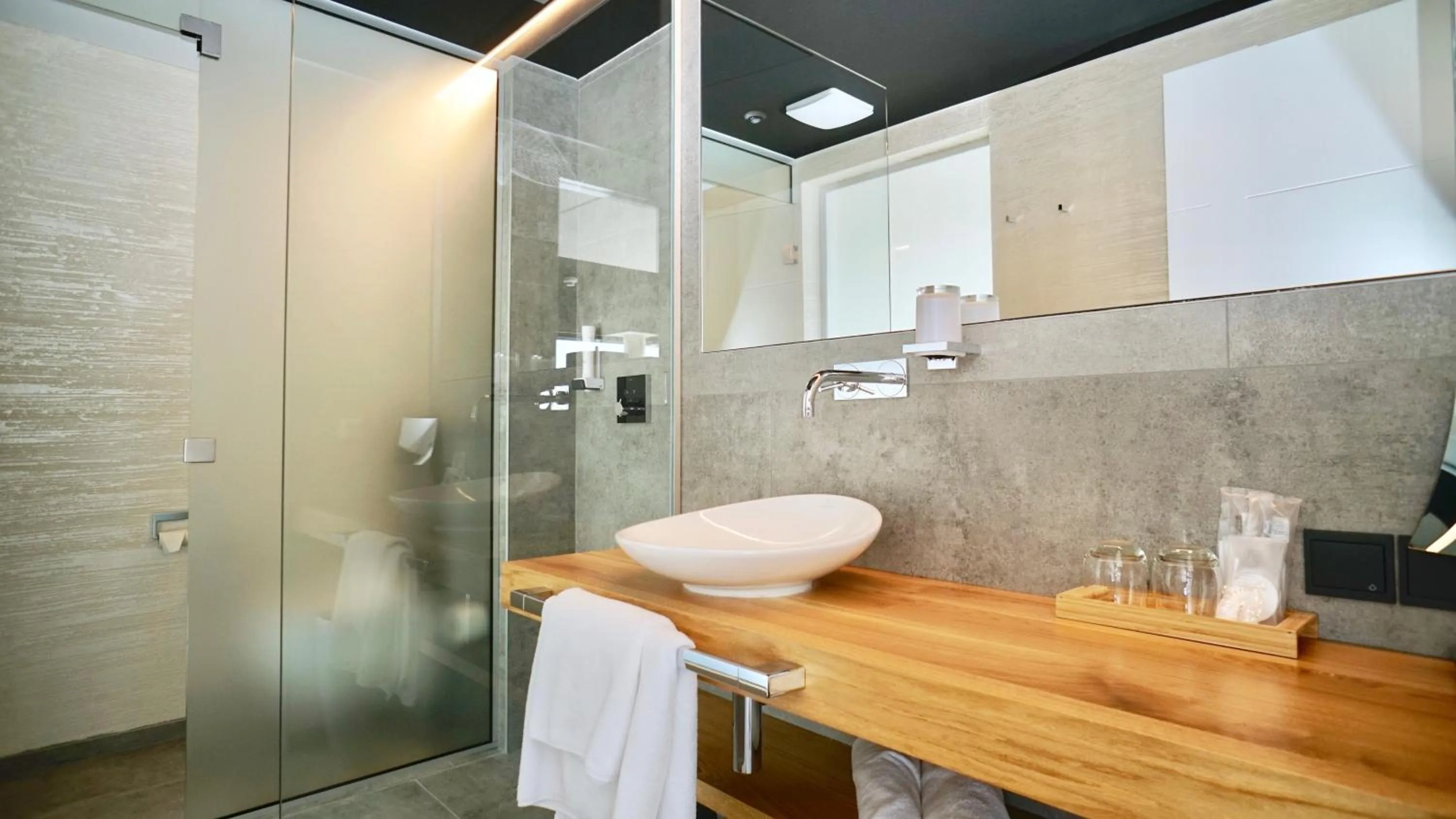 Bathroom in Sky Beach Aparthotel