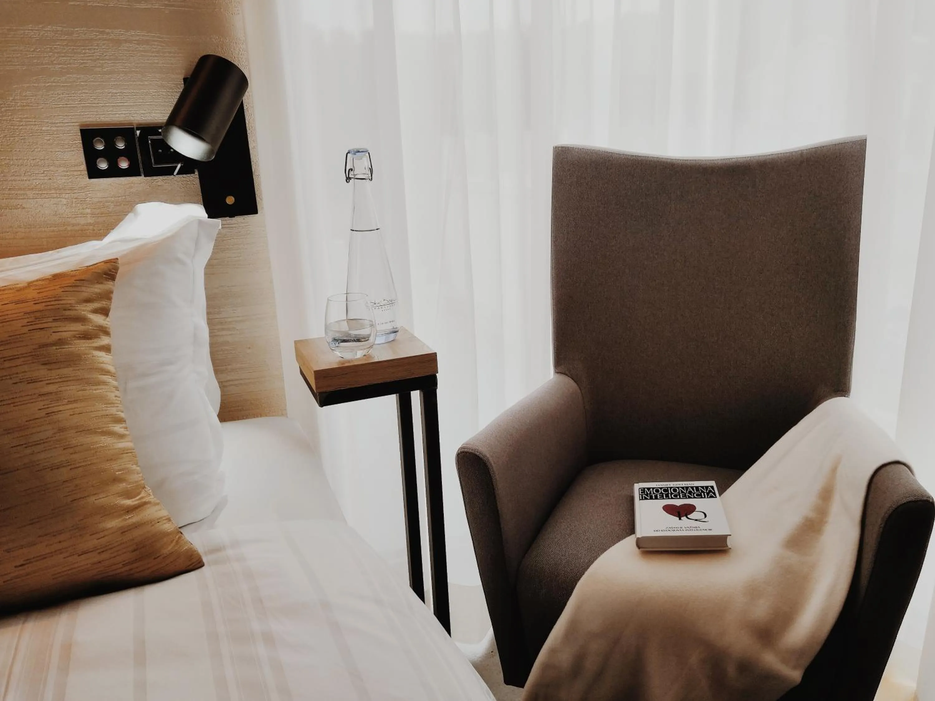 Bed in Sky Beach Aparthotel