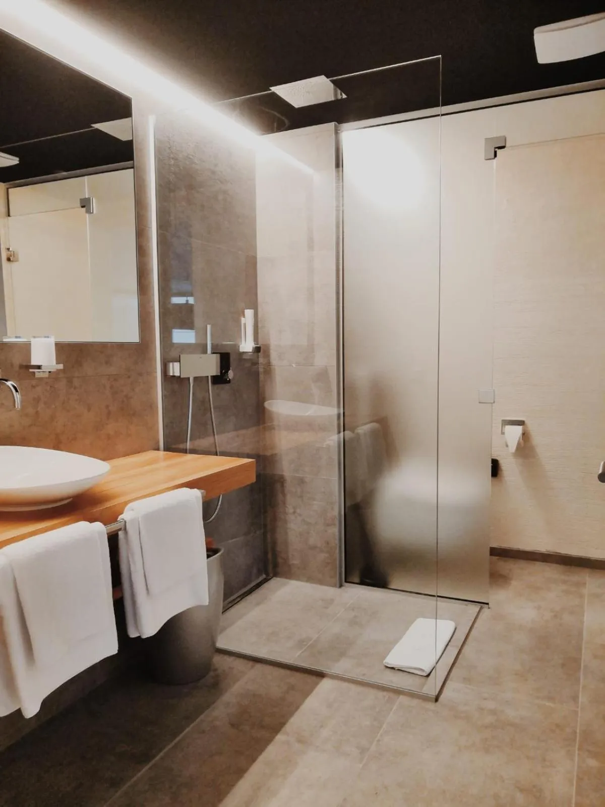 Shower in Sky Beach Aparthotel