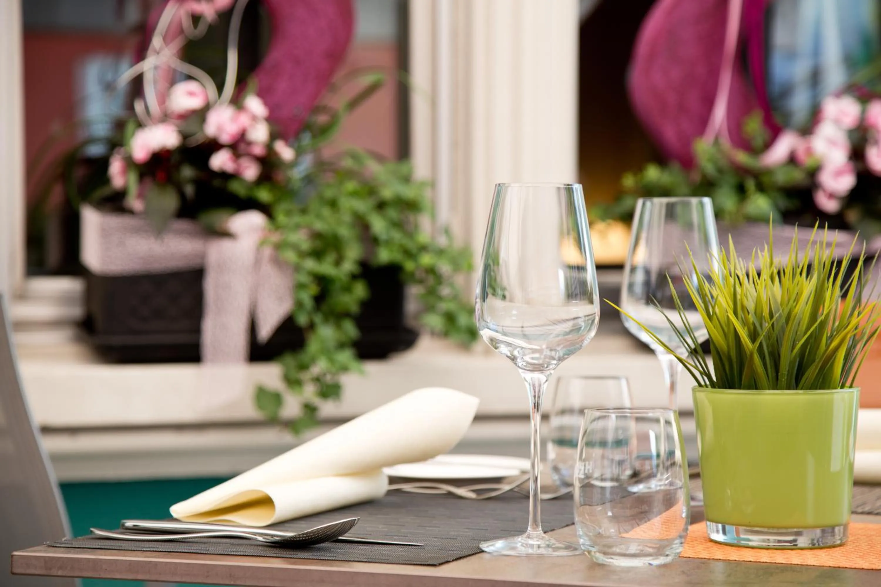 Restaurant/places to eat in Hotel Buchserhof