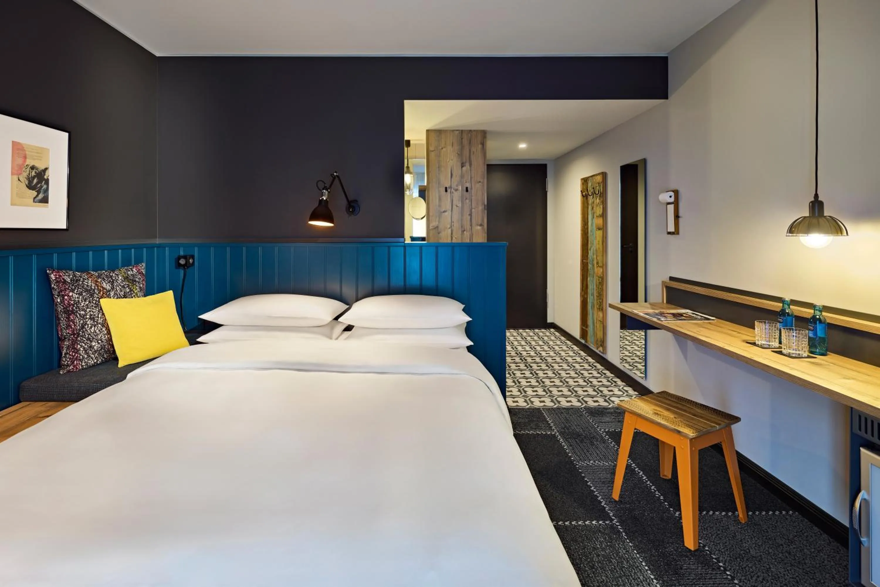 Bedroom, Bed in Me and All Hotel Mainz, by Hyatt