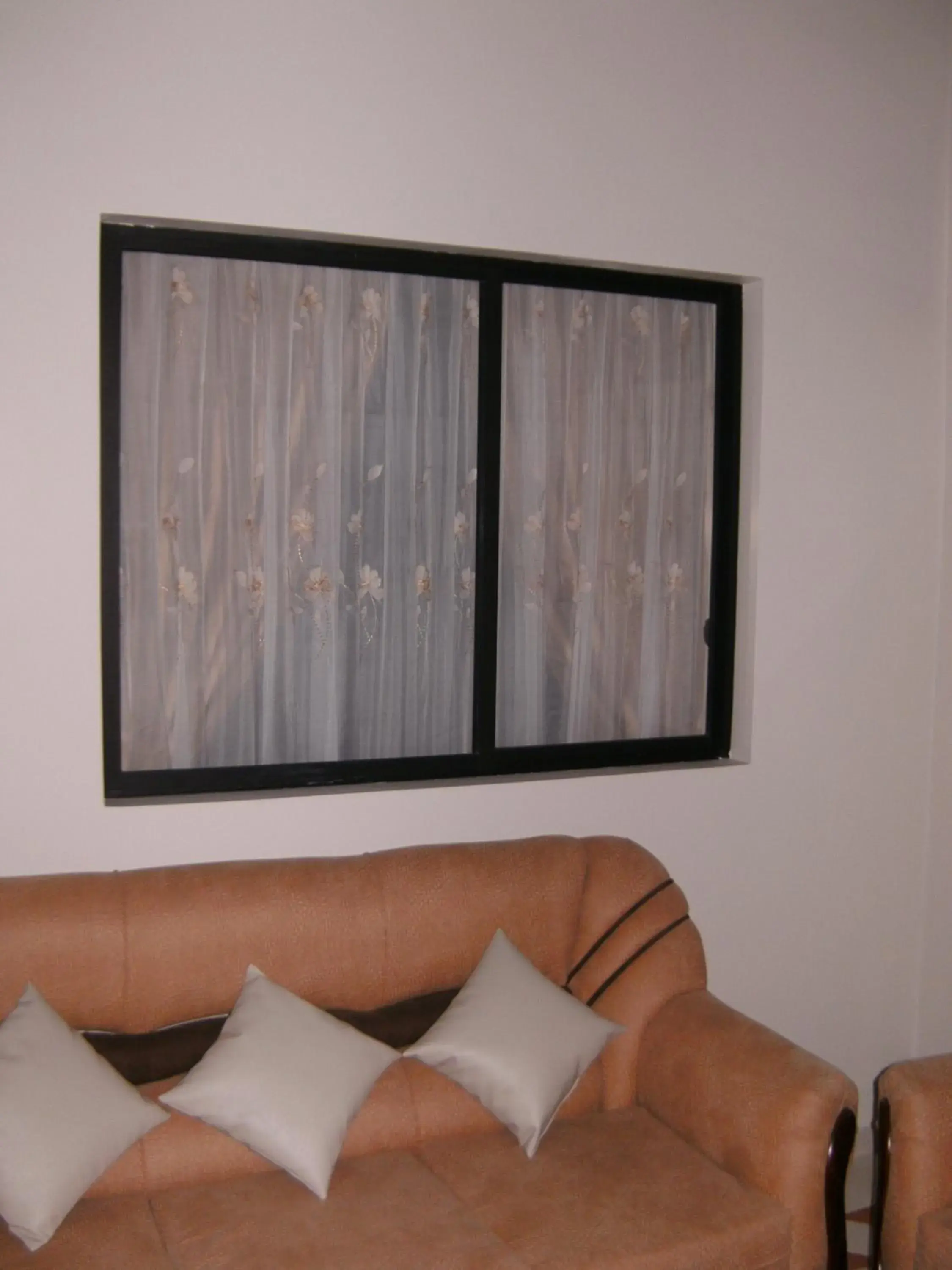 Quadruple Room with Bathroom in Hostal Fevilamir Quadruple Room with Bathroom in Hostal Fevilamir