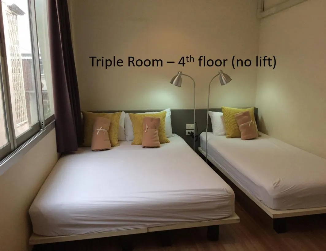 Bed in Yaksa Private