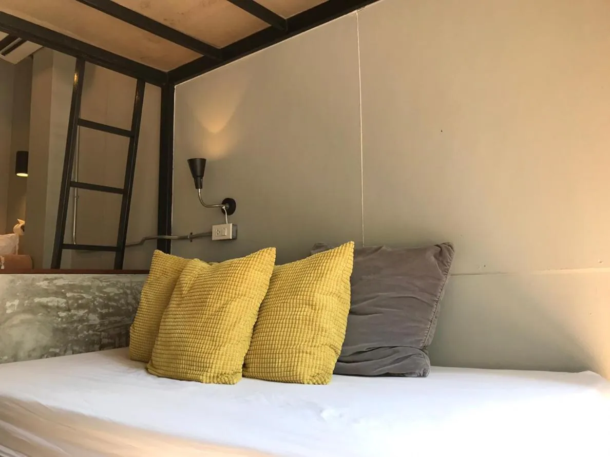 Bed in Yaksa Private