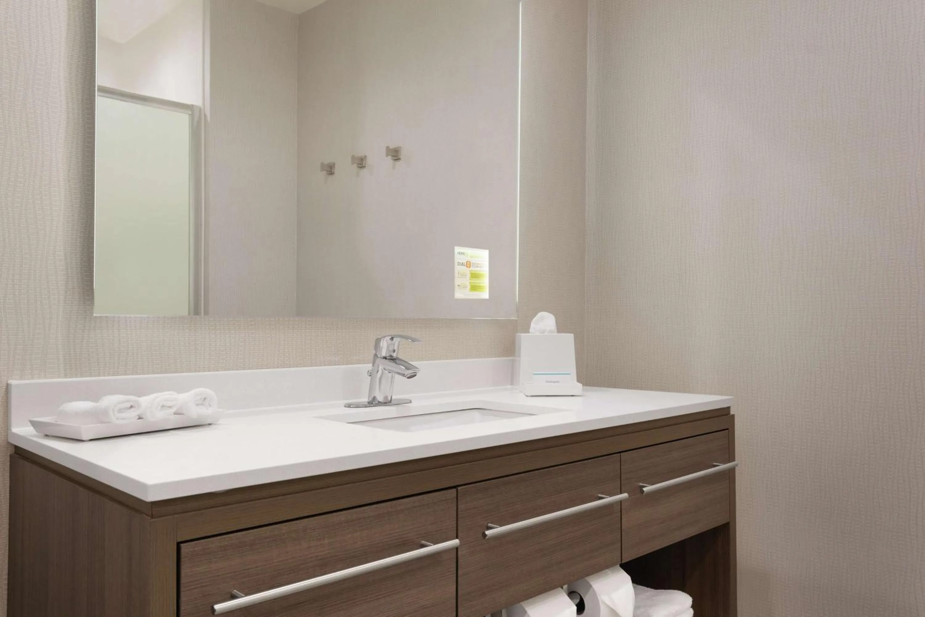 Bathroom in Home2 Suites By Hilton Columbia Harbison