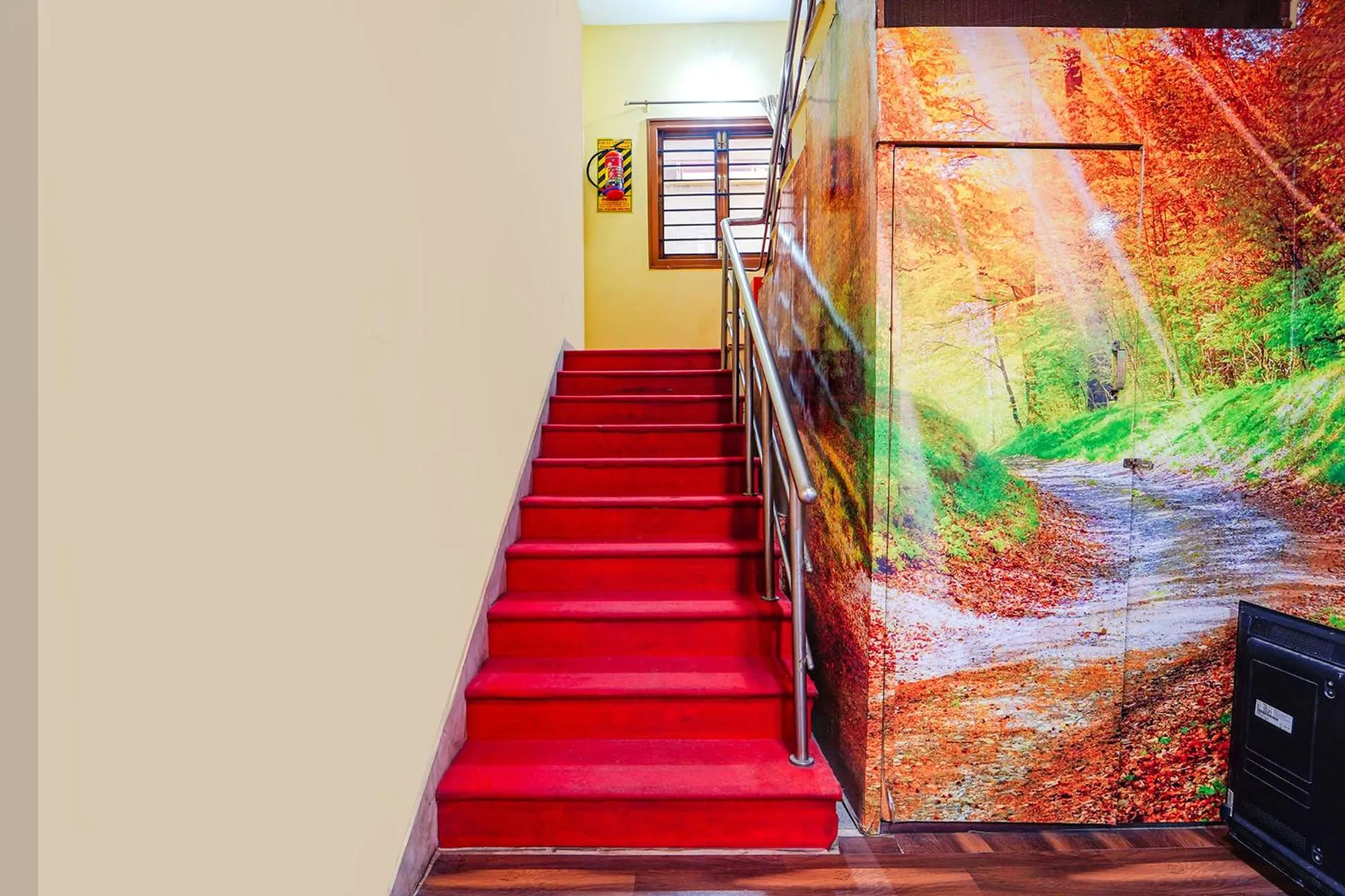 Lobby or reception in FabExpress Apple Grand - 200m from Our Lady of Fatima Church