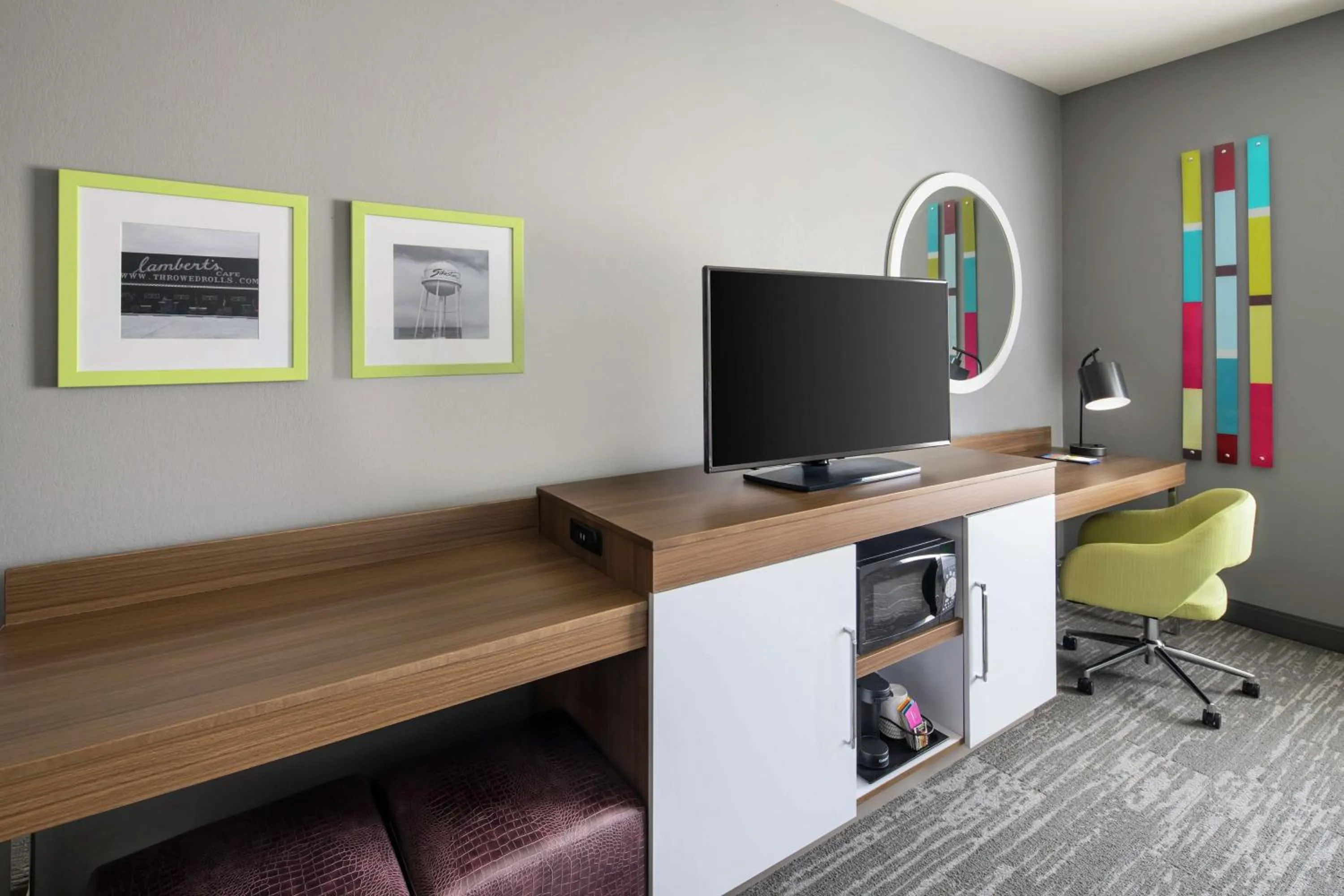 Bedroom in Hampton Inn Sikeston