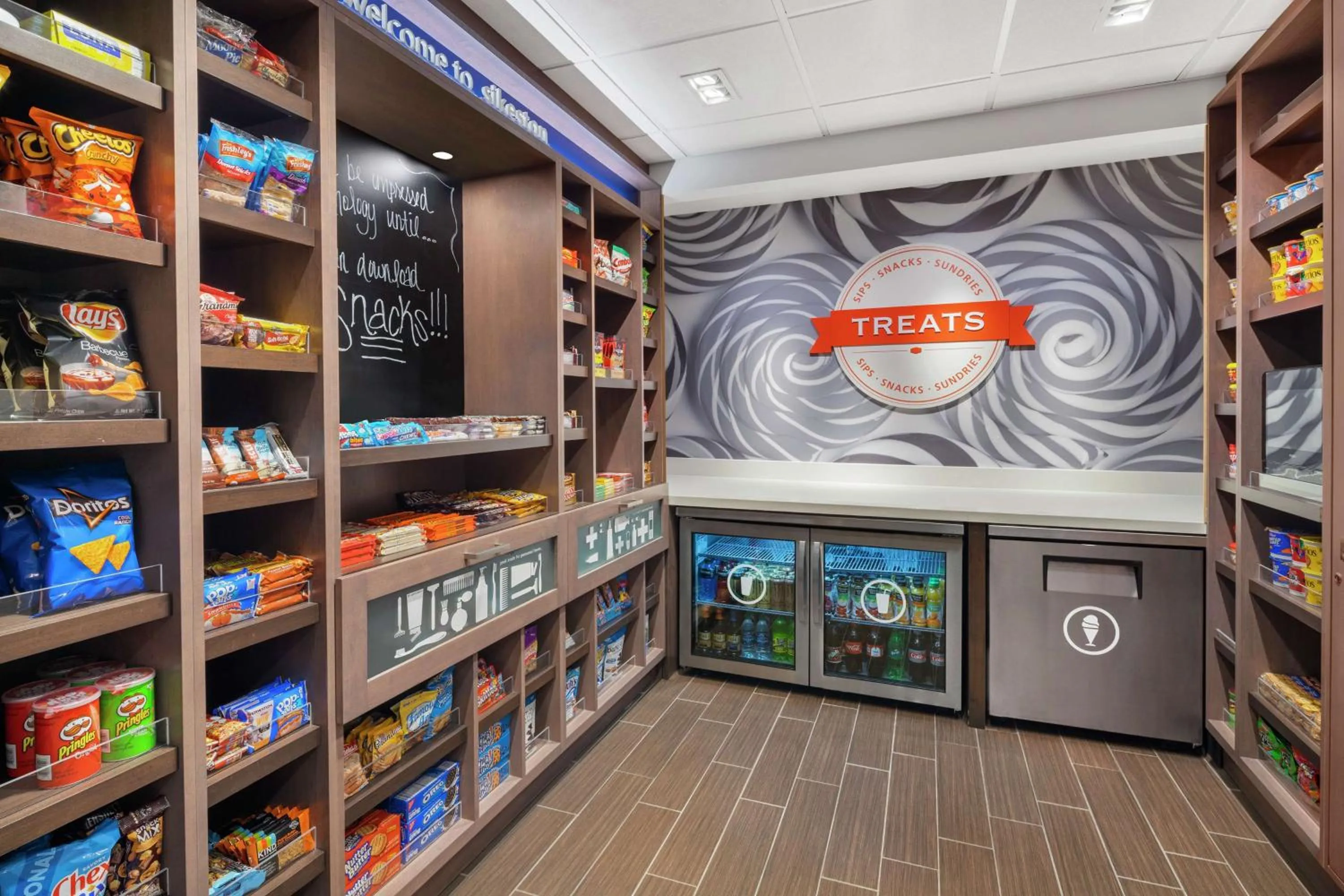 Dining area in Hampton Inn Sikeston