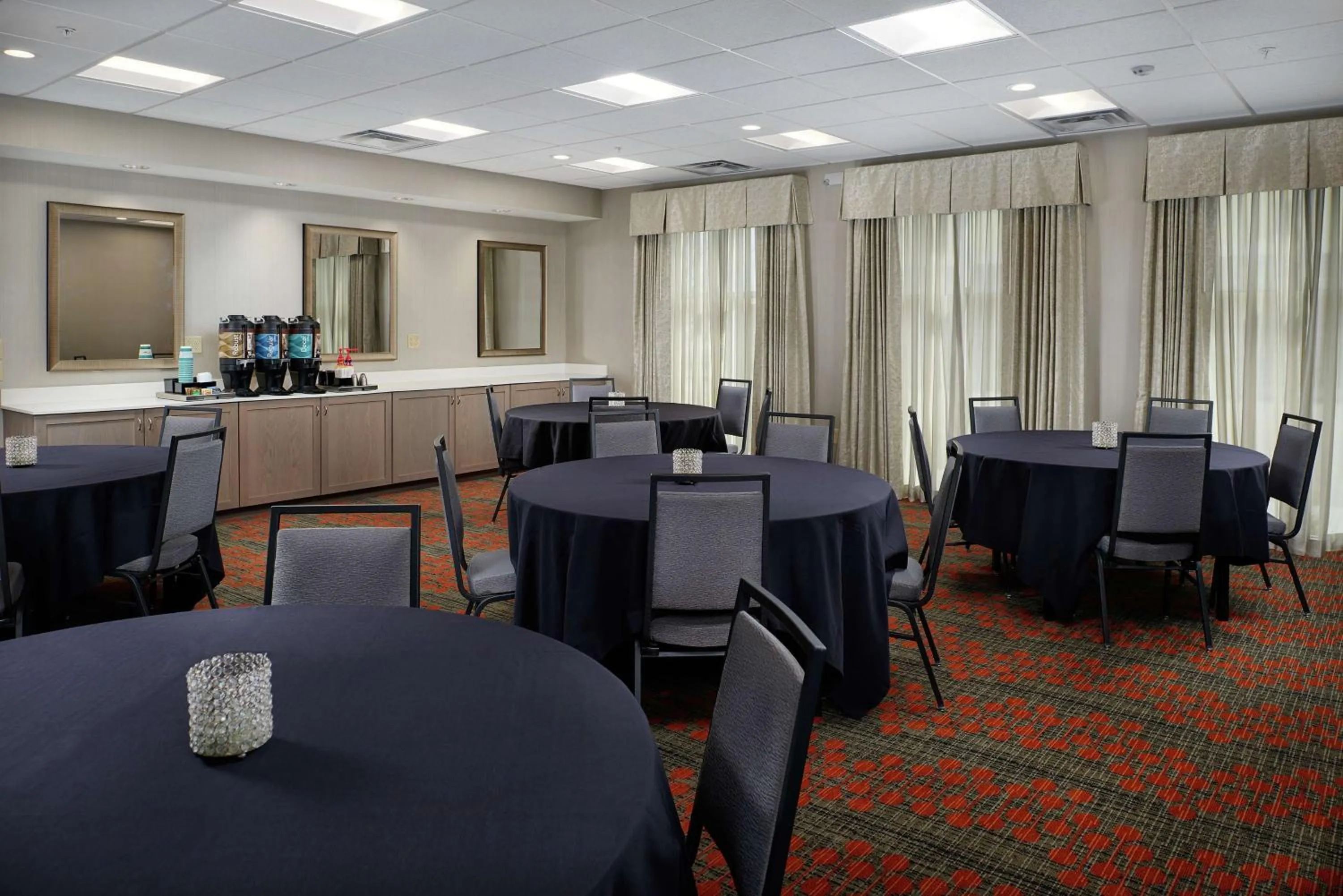 Meeting/conference room in Homewood Suites By Hilton Cincinnati Midtown