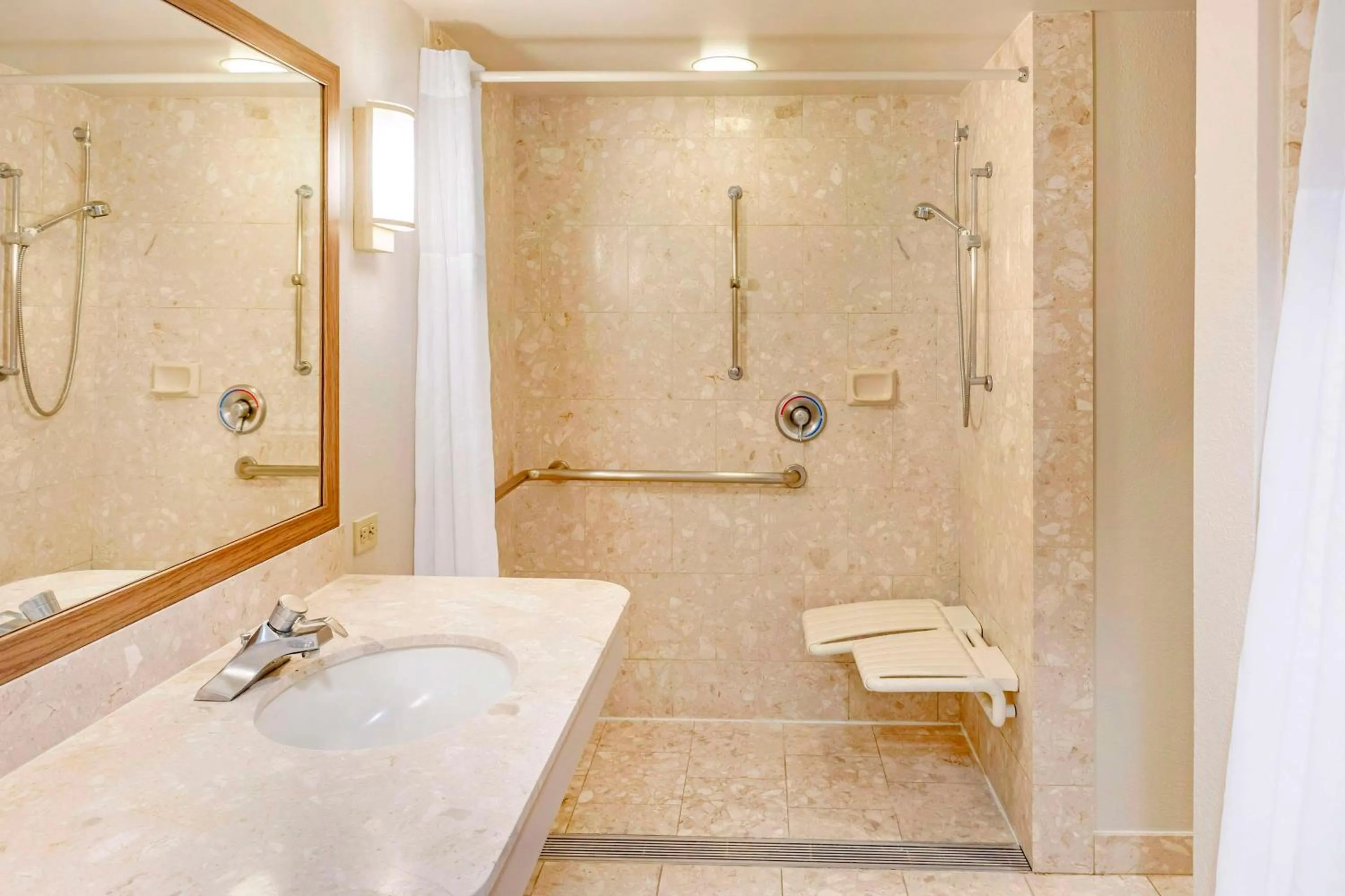 Bathroom in Hilton Grand Vacations Club Ocean Tower Waikoloa Village