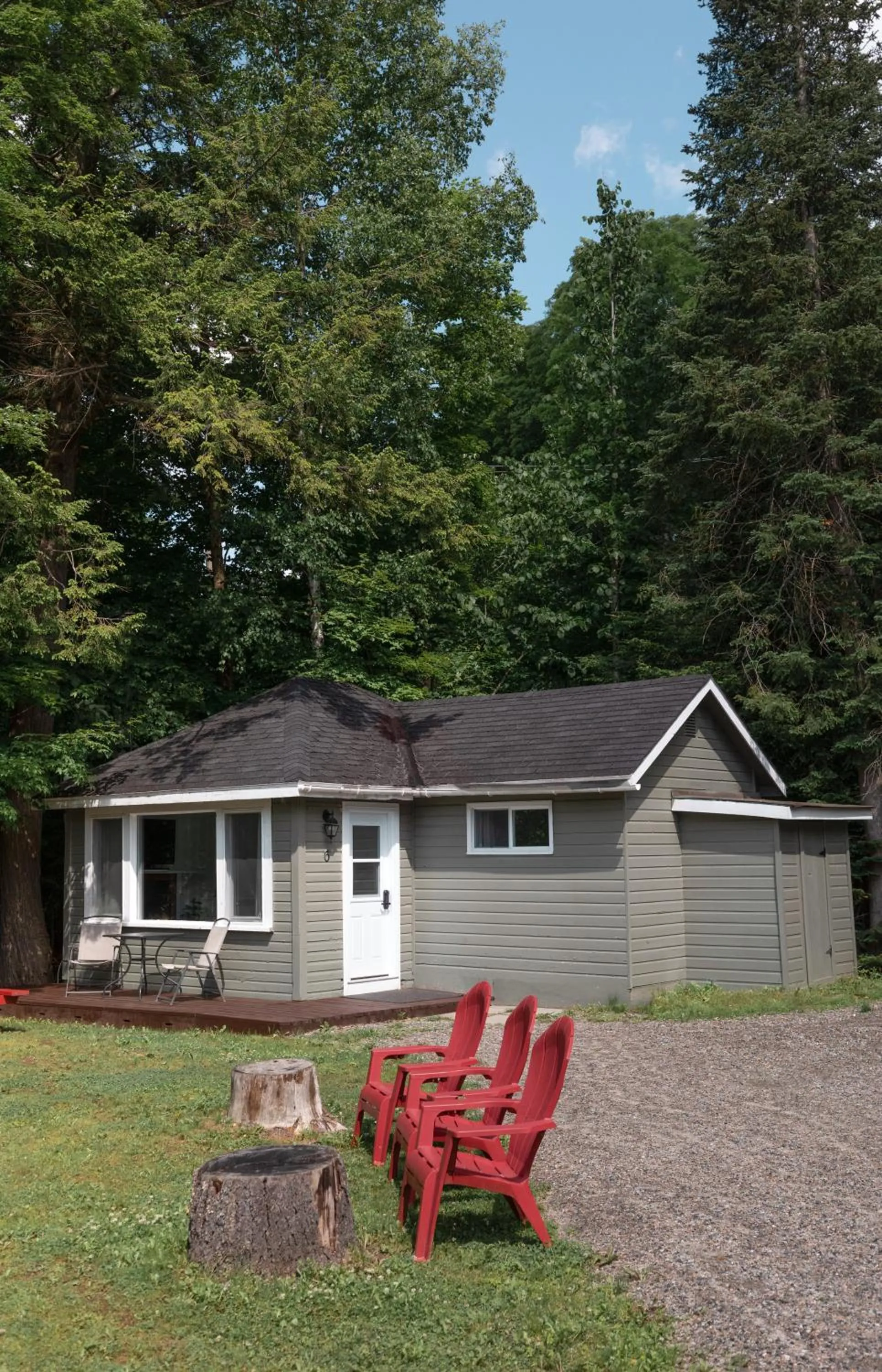 Property building in Bonnie View Inn