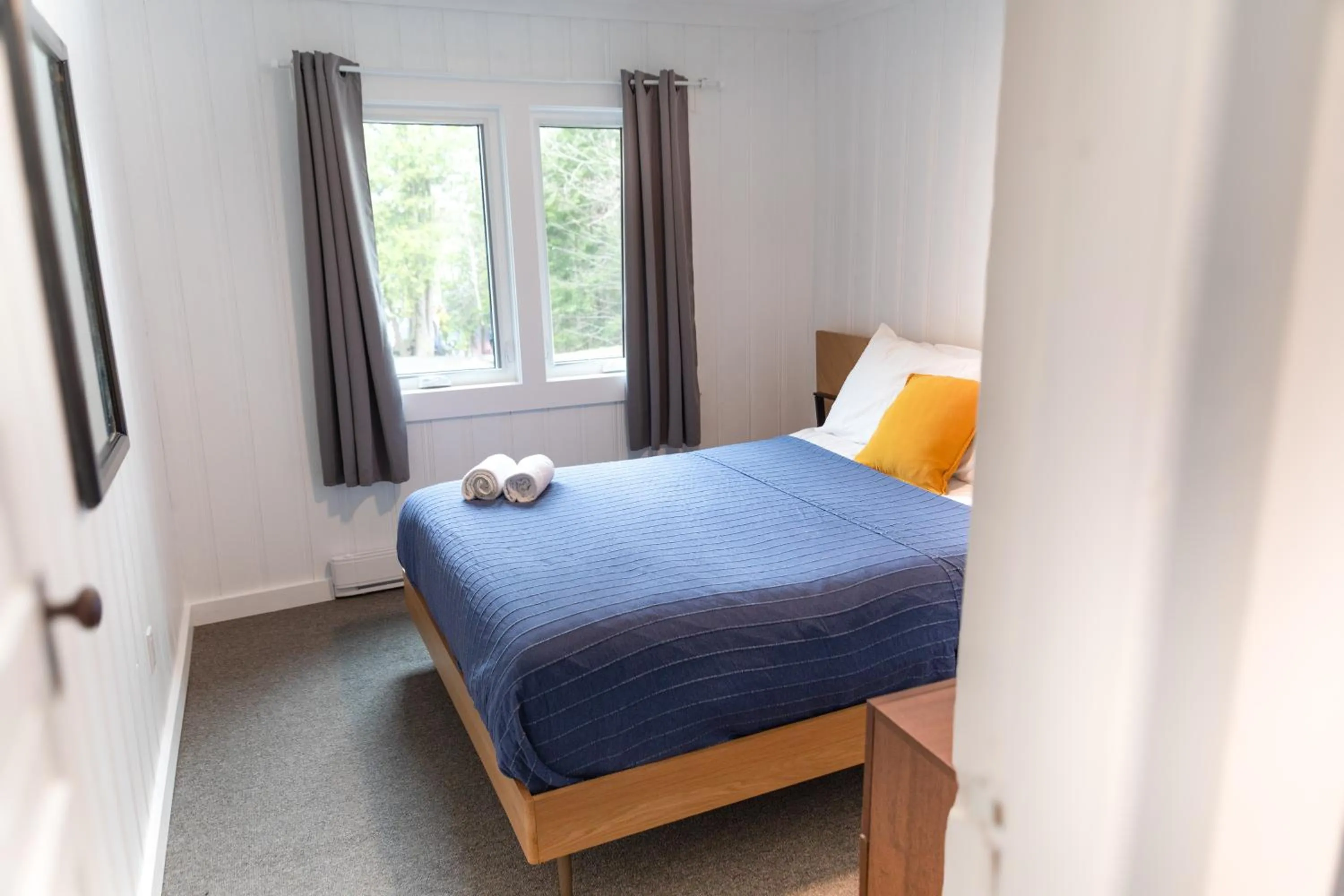 Bed in Bonnie View Inn