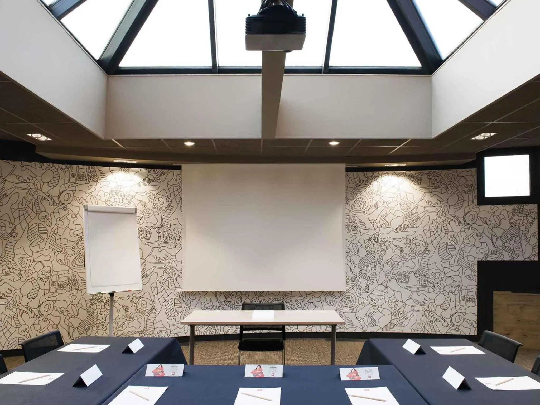 Meeting/conference room in ibis Valence Sud